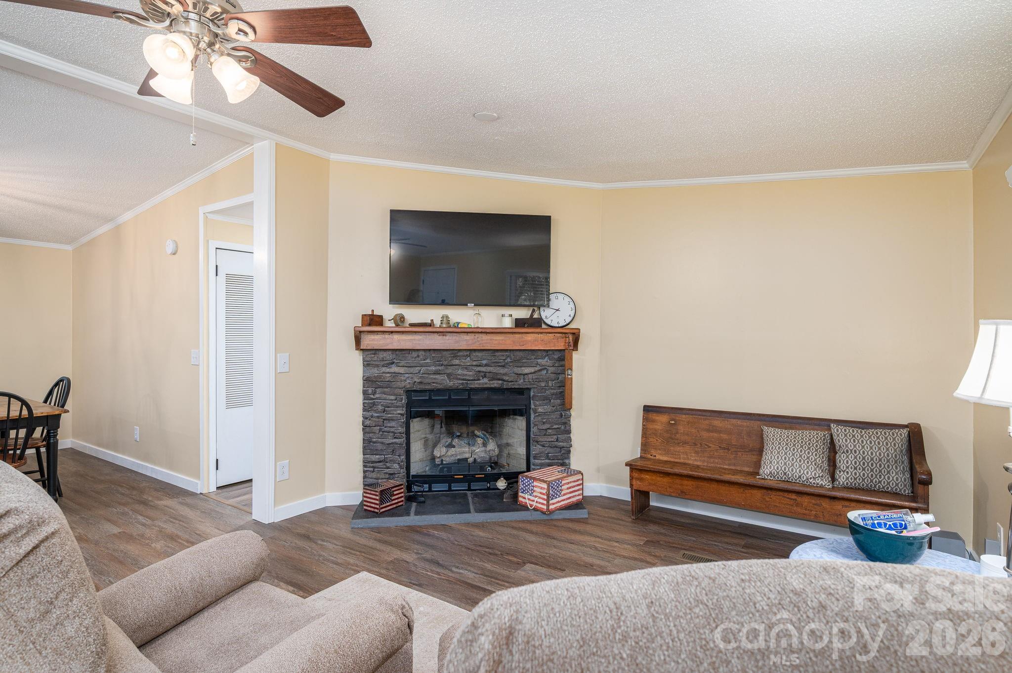 5043 Pebble Stone Road — Maiden