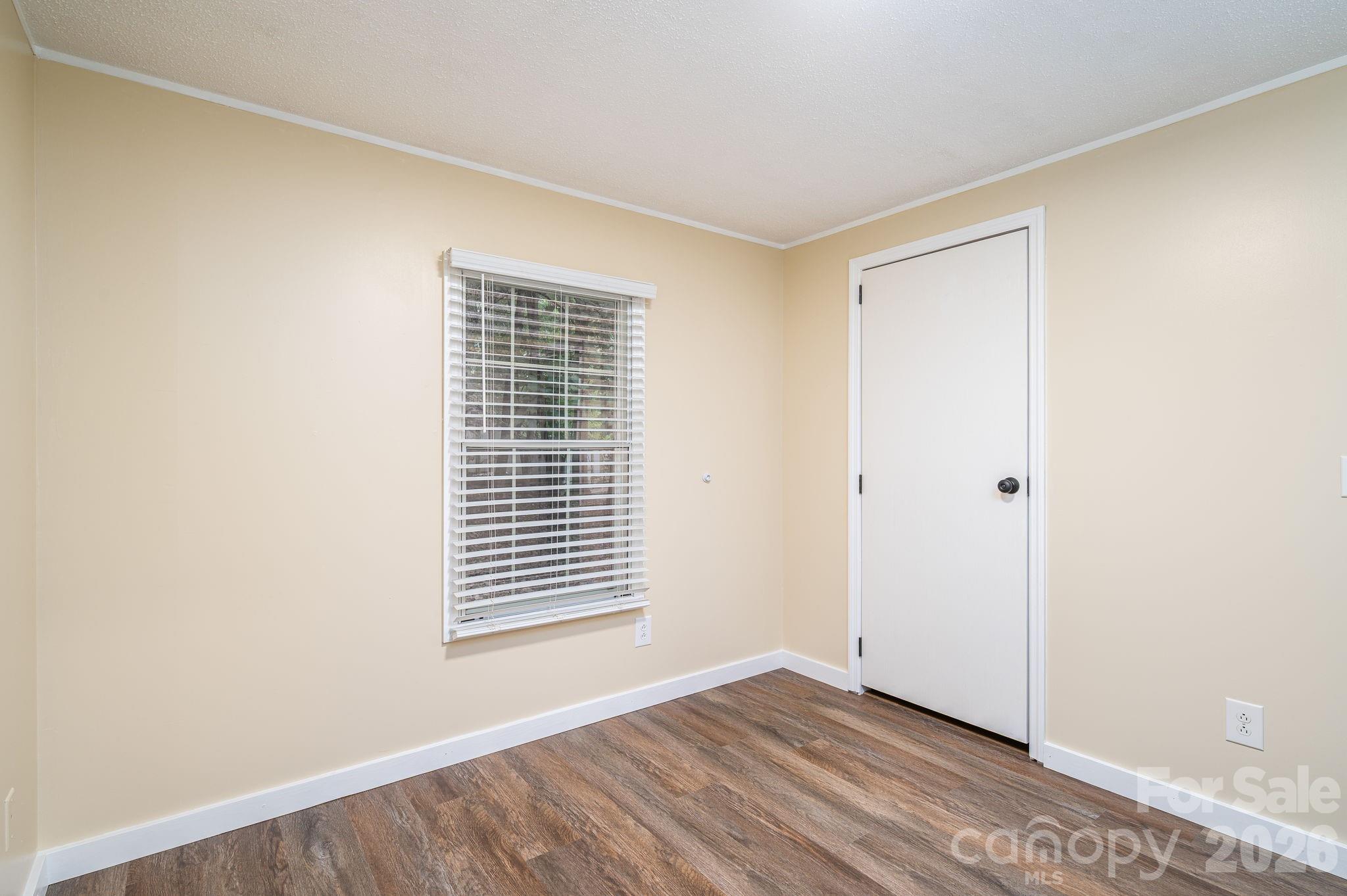 5043 Pebble Stone Road — Maiden