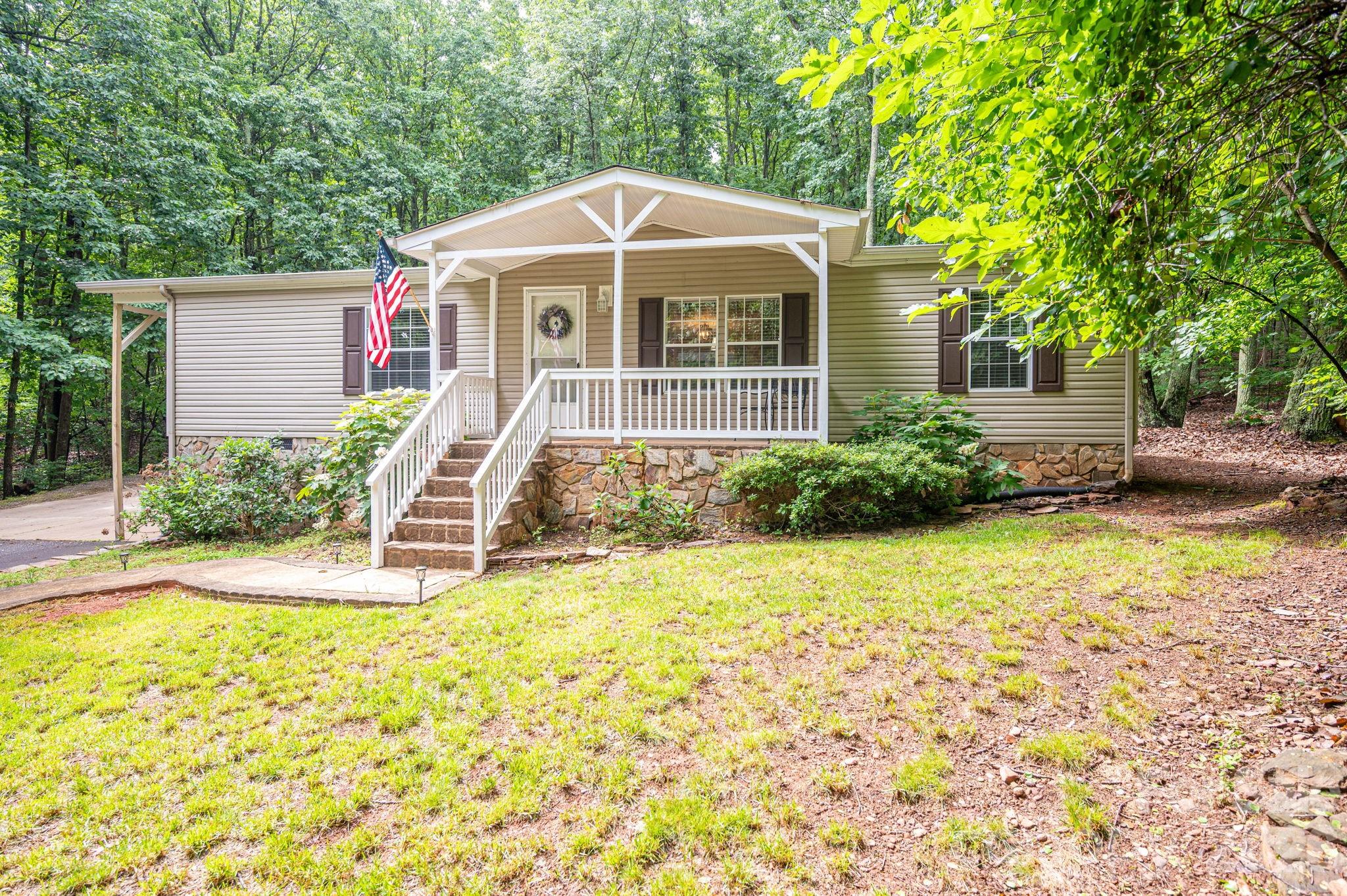 5043 Pebble Stone Road — Maiden
