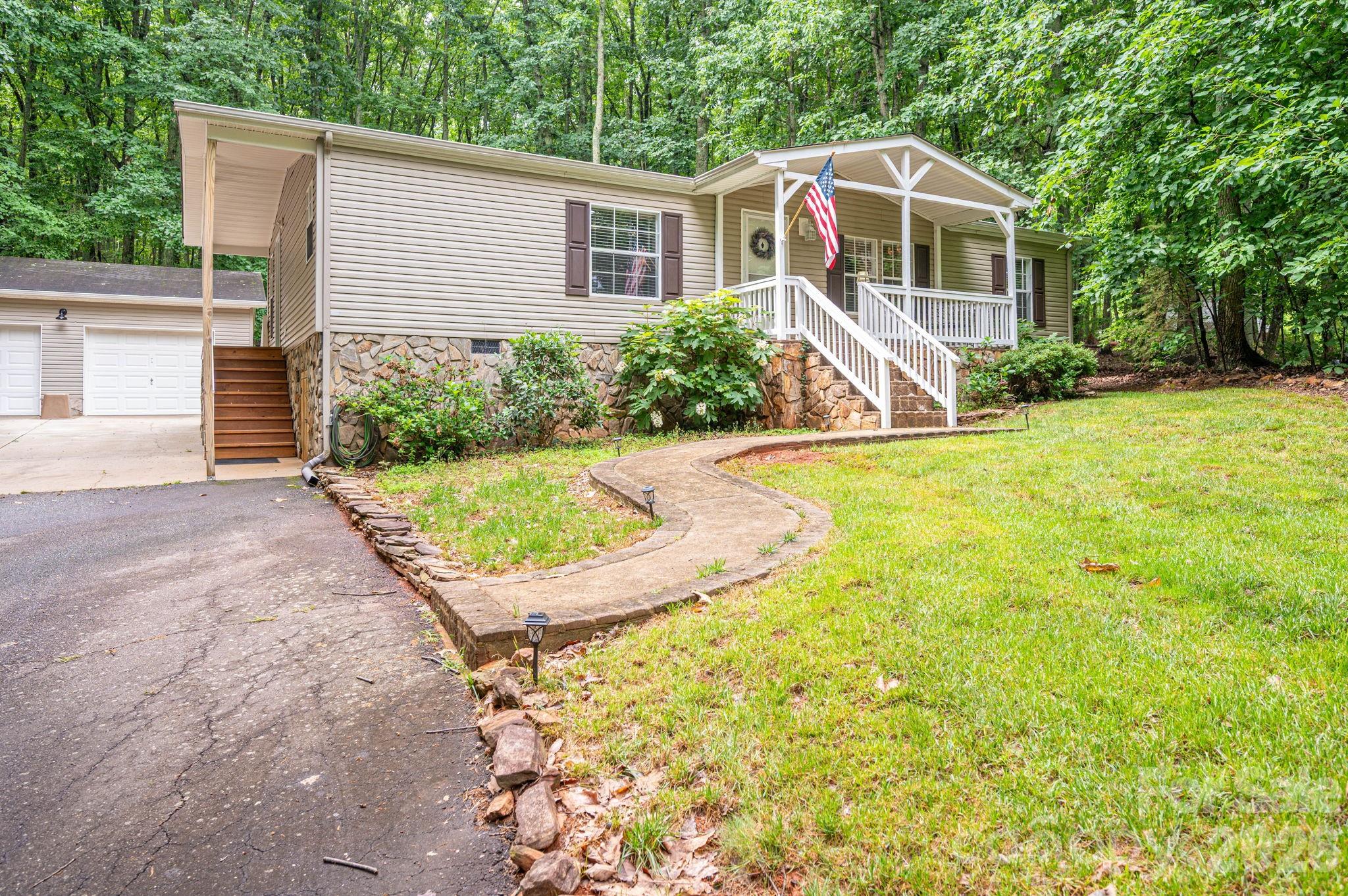 5043 Pebble Stone Road — Maiden