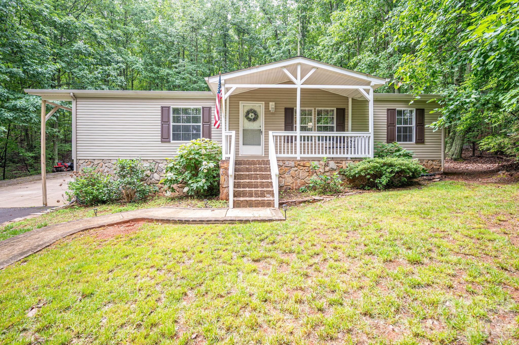 5043 Pebble Stone Road — Maiden