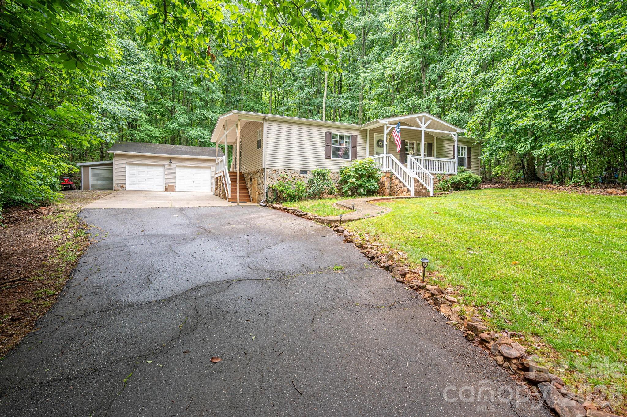 5043 Pebble Stone Road — Maiden