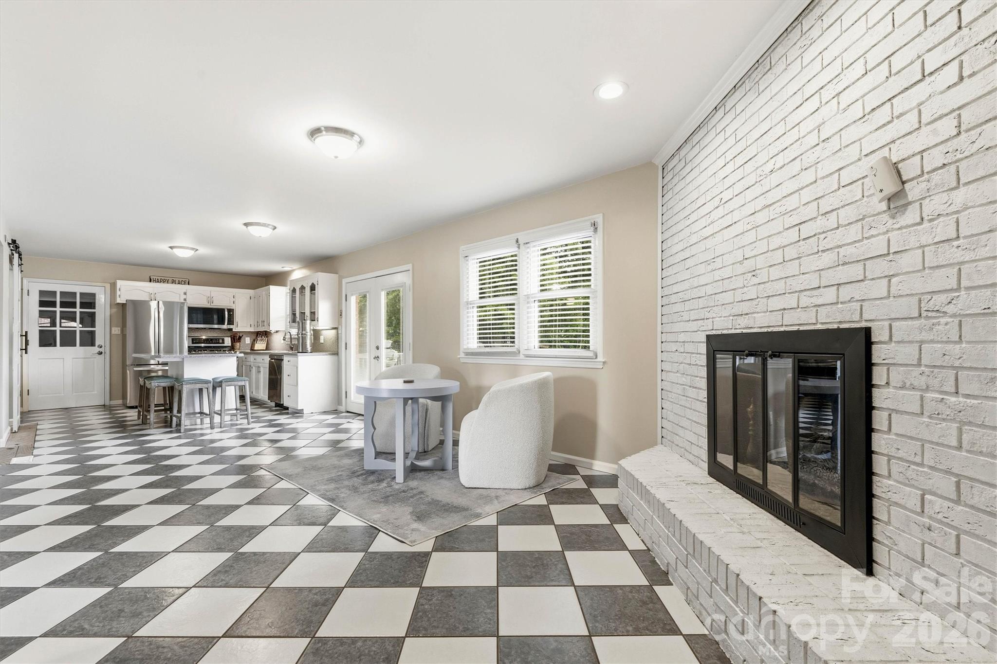 226 28th Avenue Place NE — Hickory