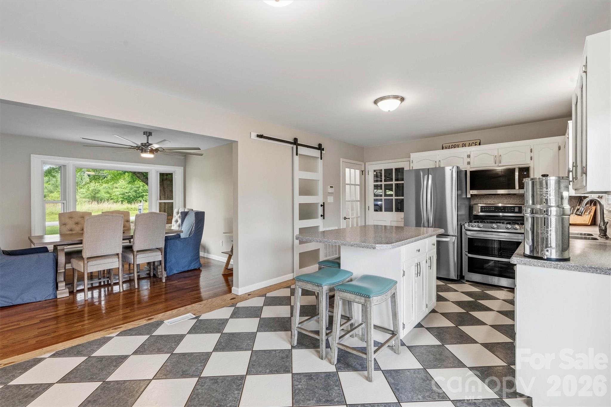226 28th Avenue Place NE — Hickory