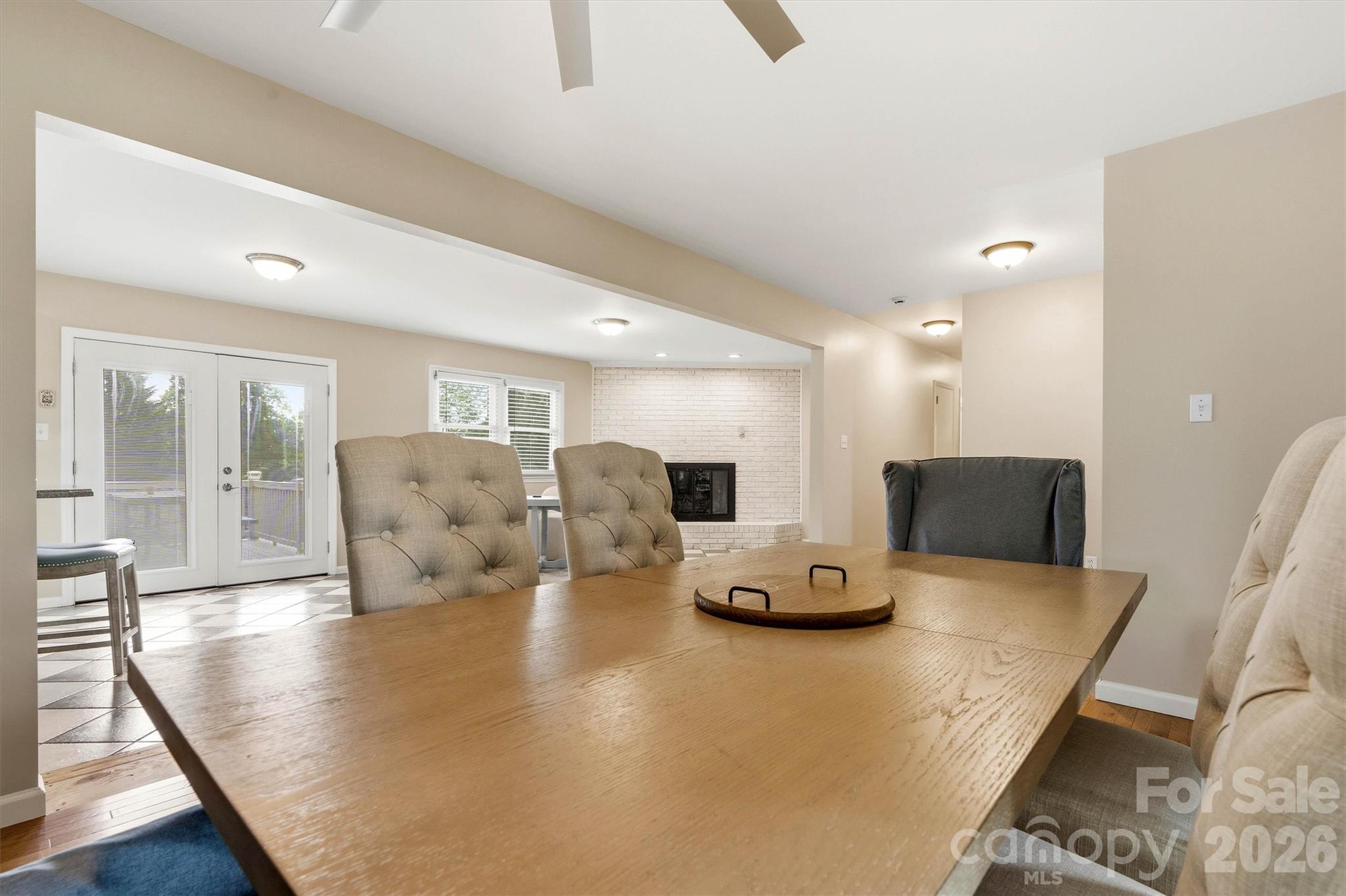 226 28th Avenue Place NE — Hickory