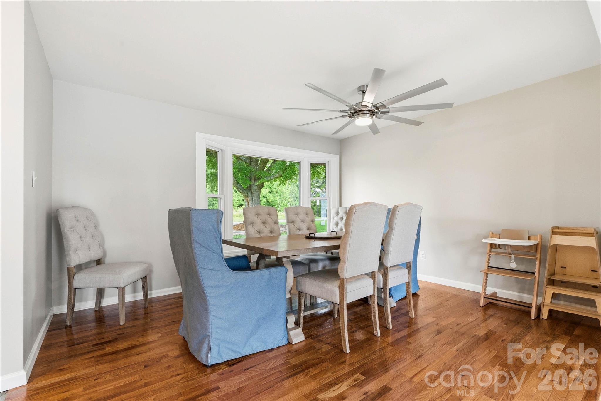 226 28th Avenue Place NE — Hickory