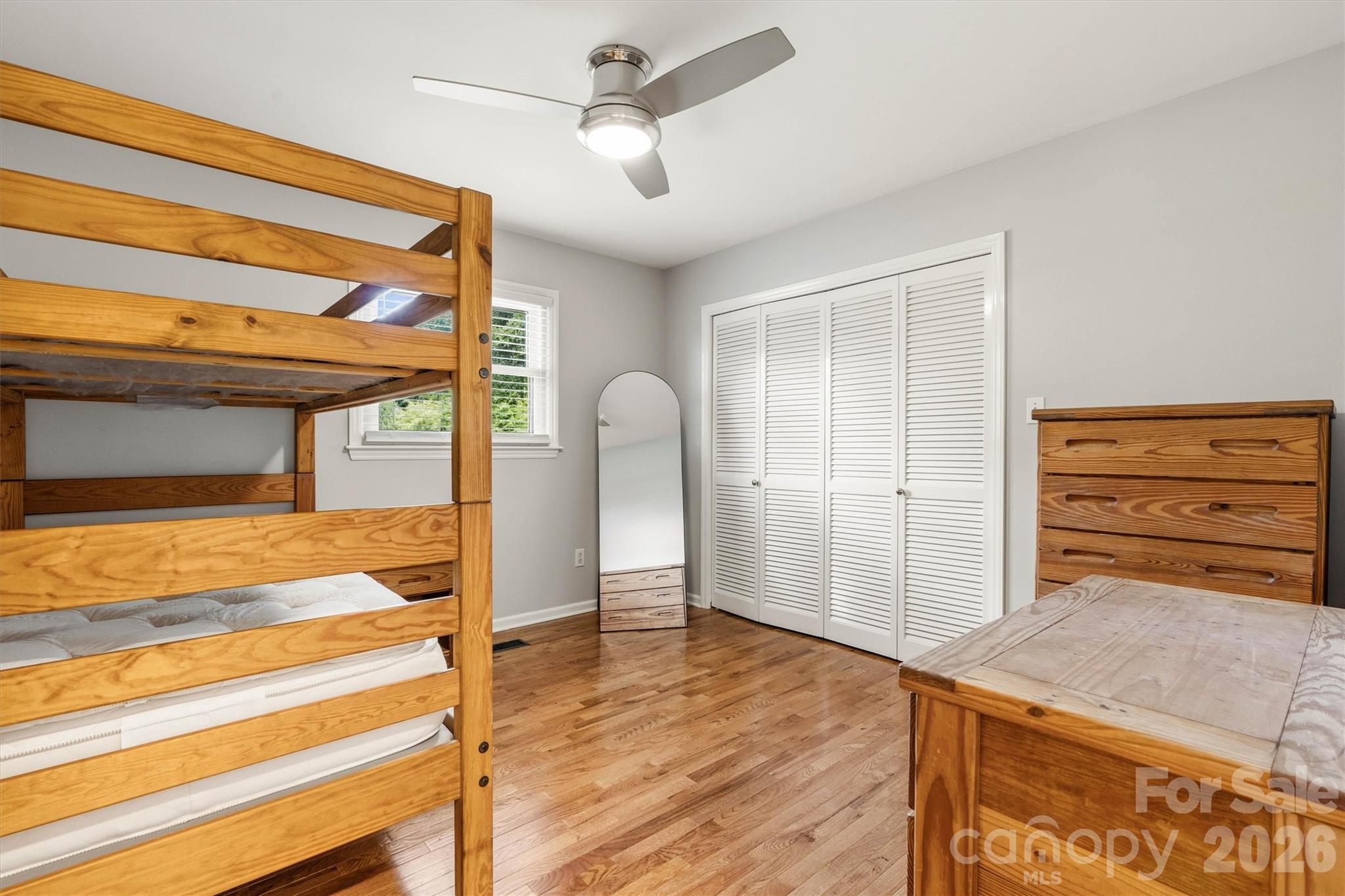 226 28th Avenue Place NE — Hickory