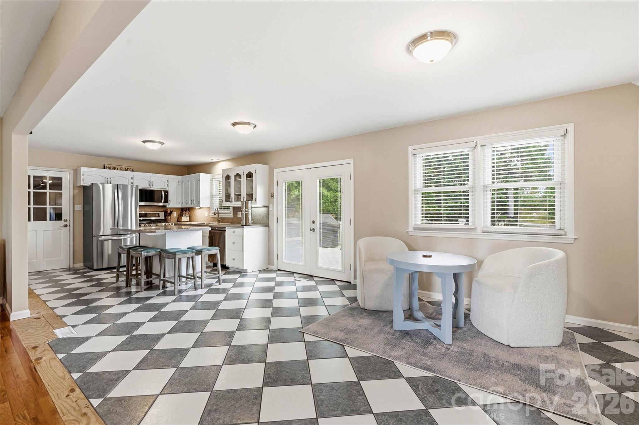 226 28th Avenue Place NE — Hickory