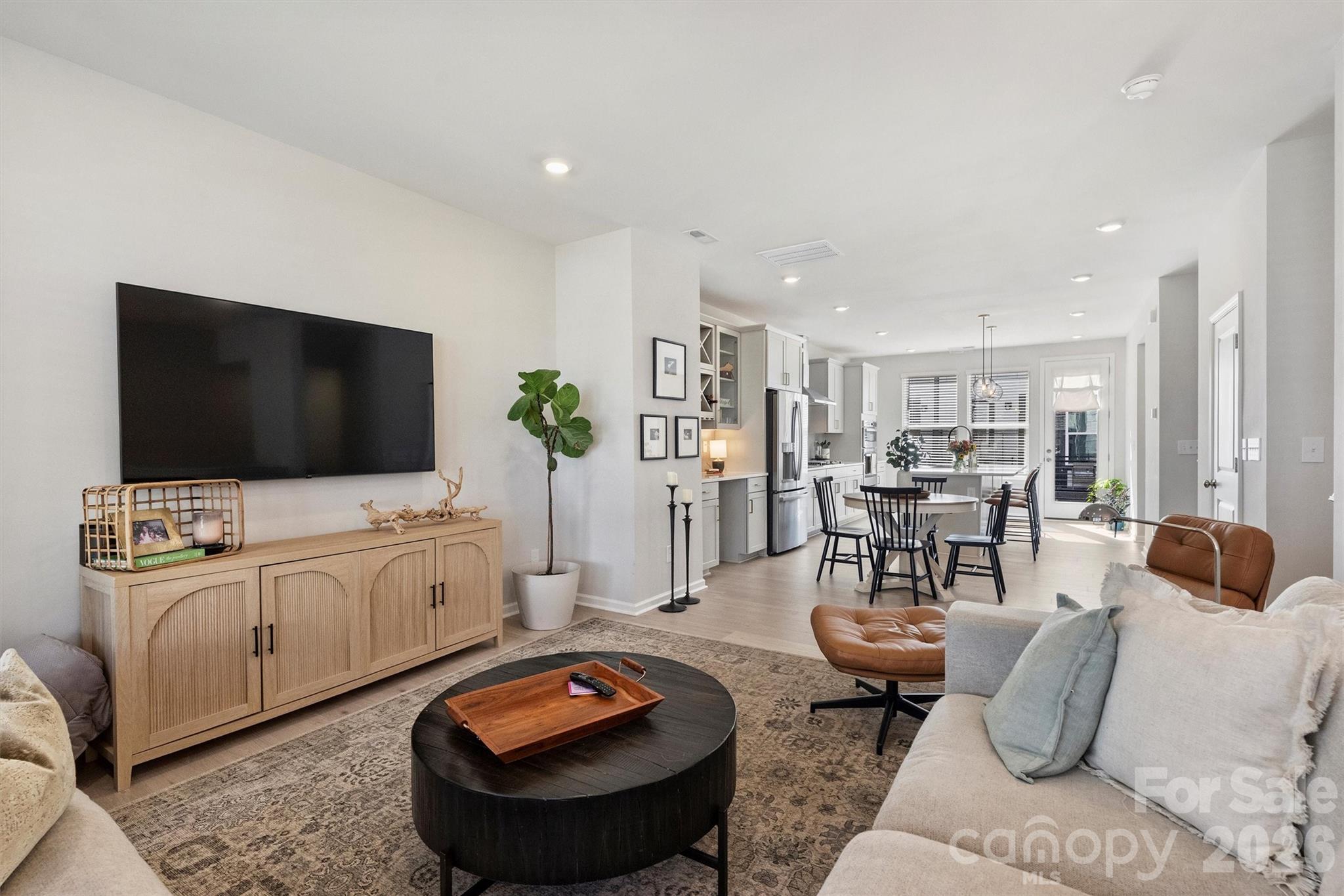 912 Mary Max Drive — Davidson
