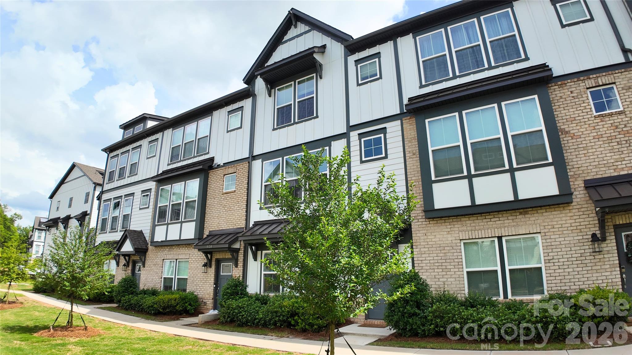 912 Mary Max Drive — Davidson