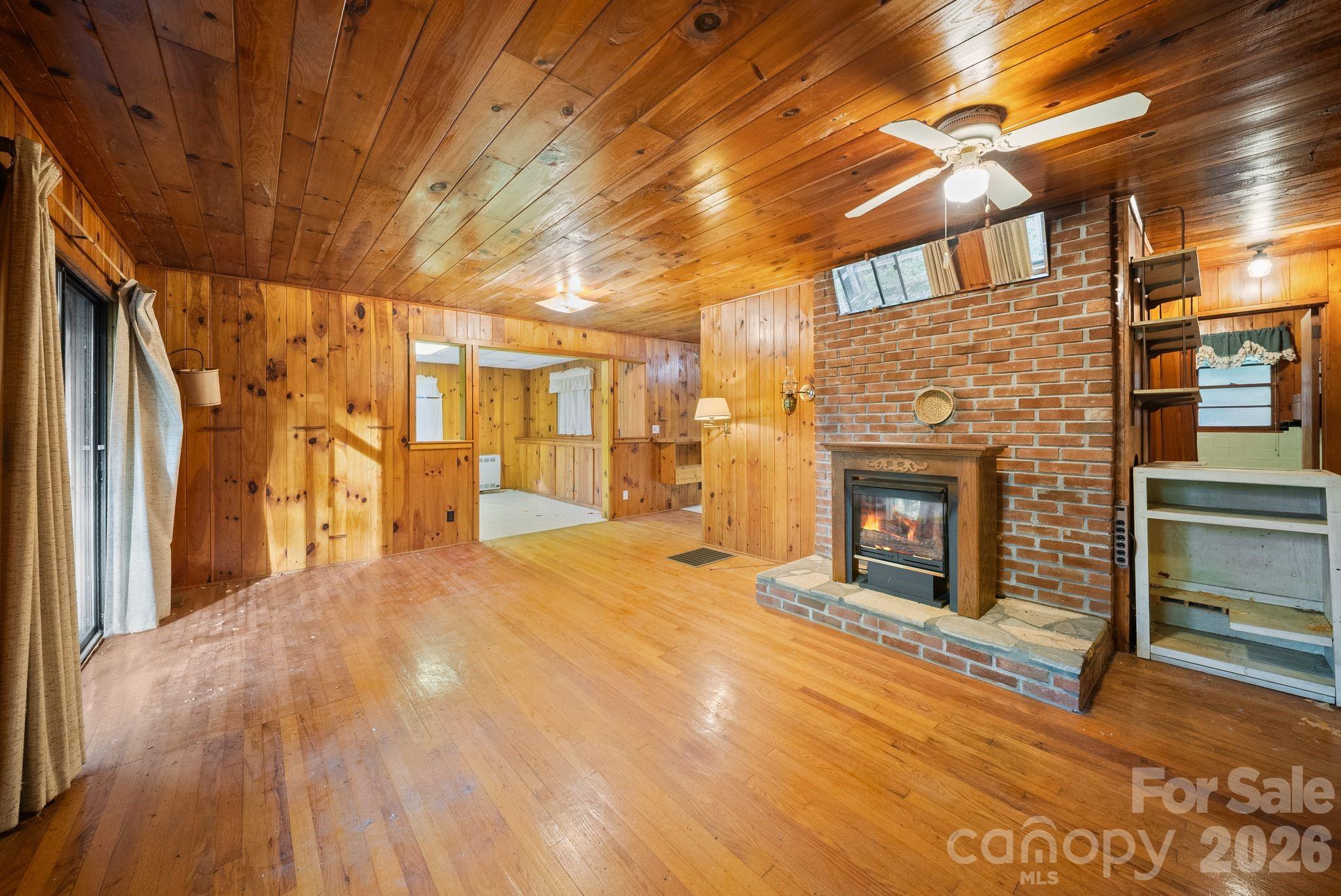 65 Gurney Franklin Road — Newland