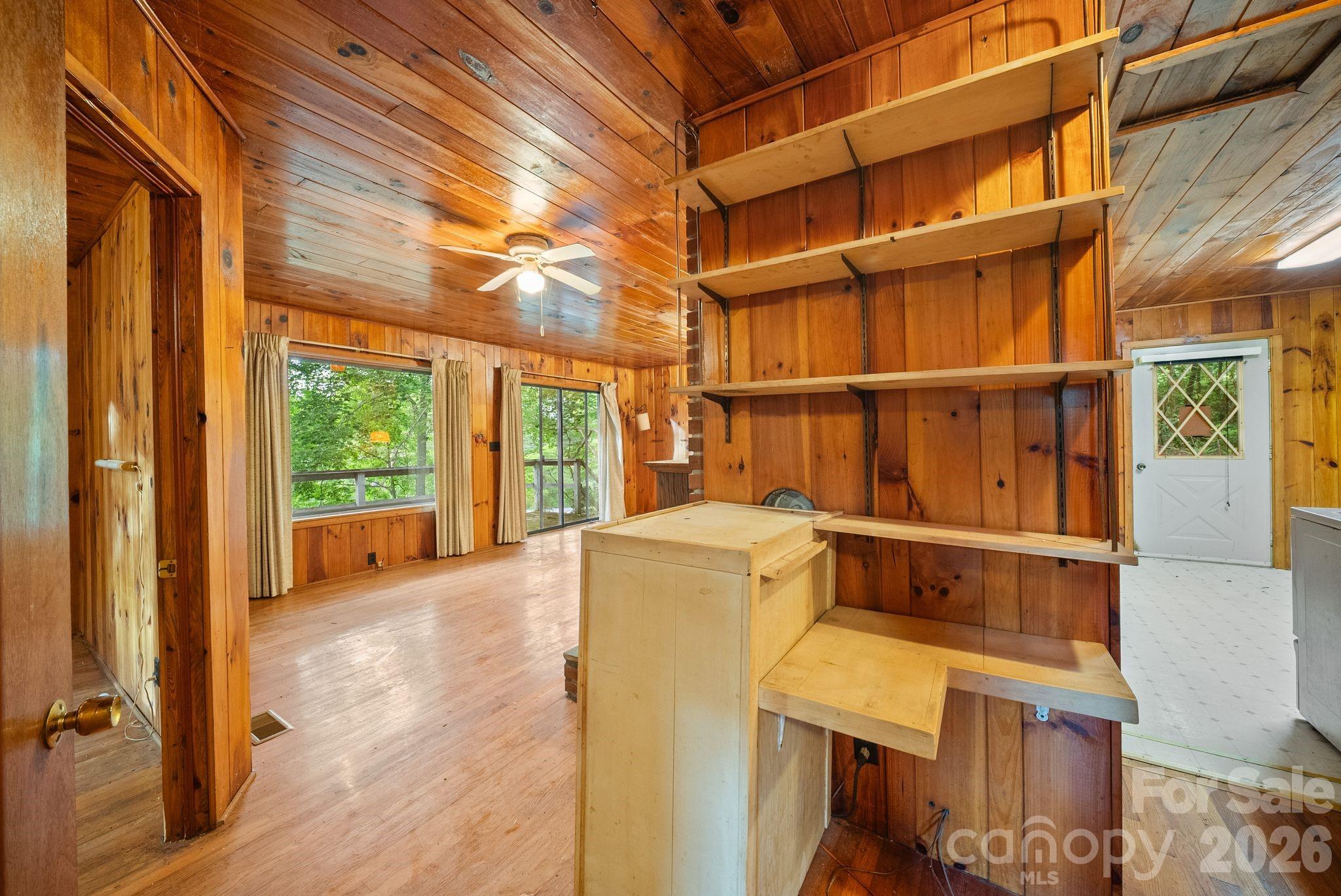 65 Gurney Franklin Road — Newland