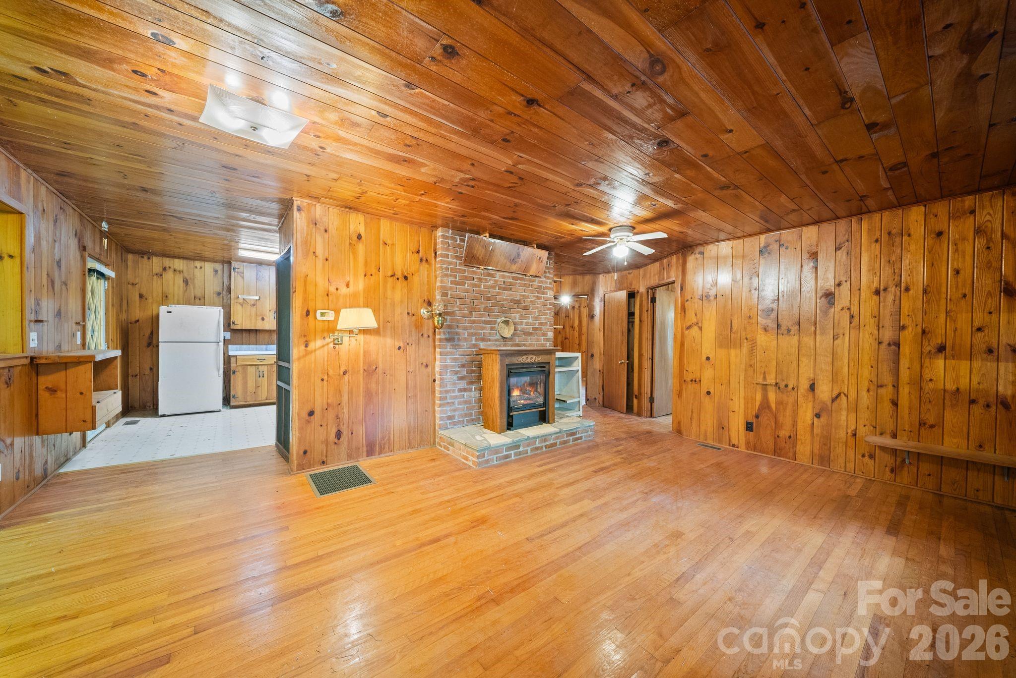 65 Gurney Franklin Road — Newland