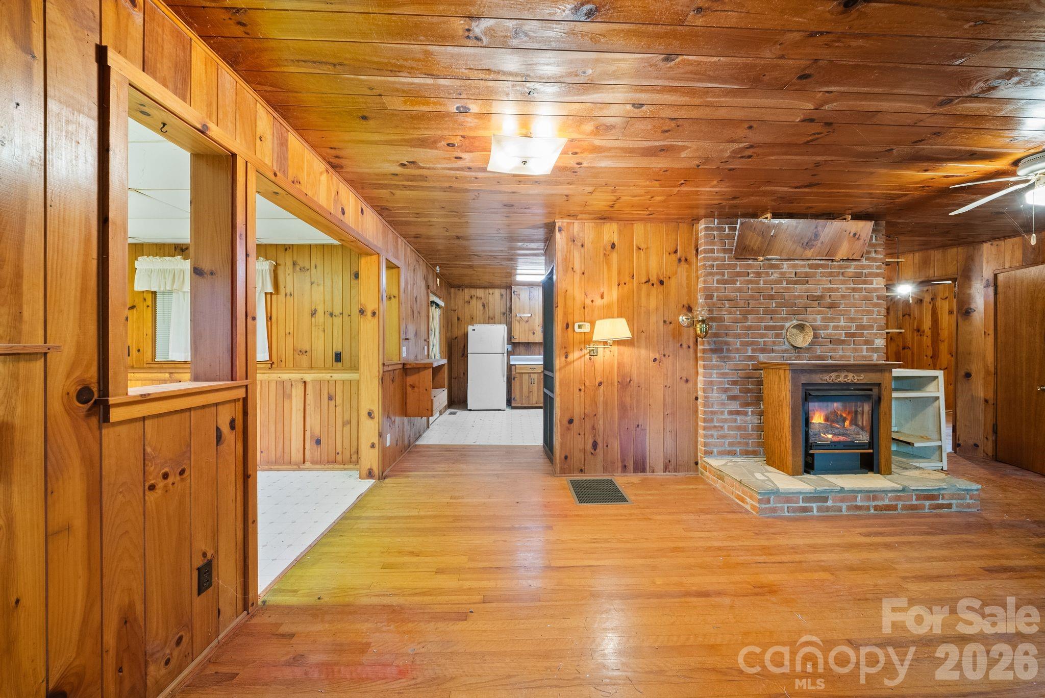 65 Gurney Franklin Road — Newland