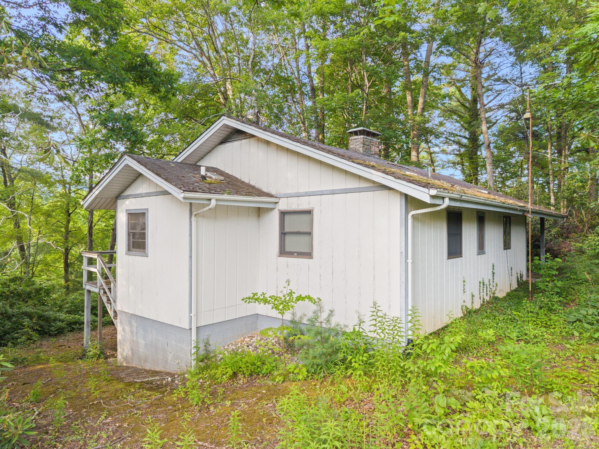 65 Gurney Franklin Road — Newland