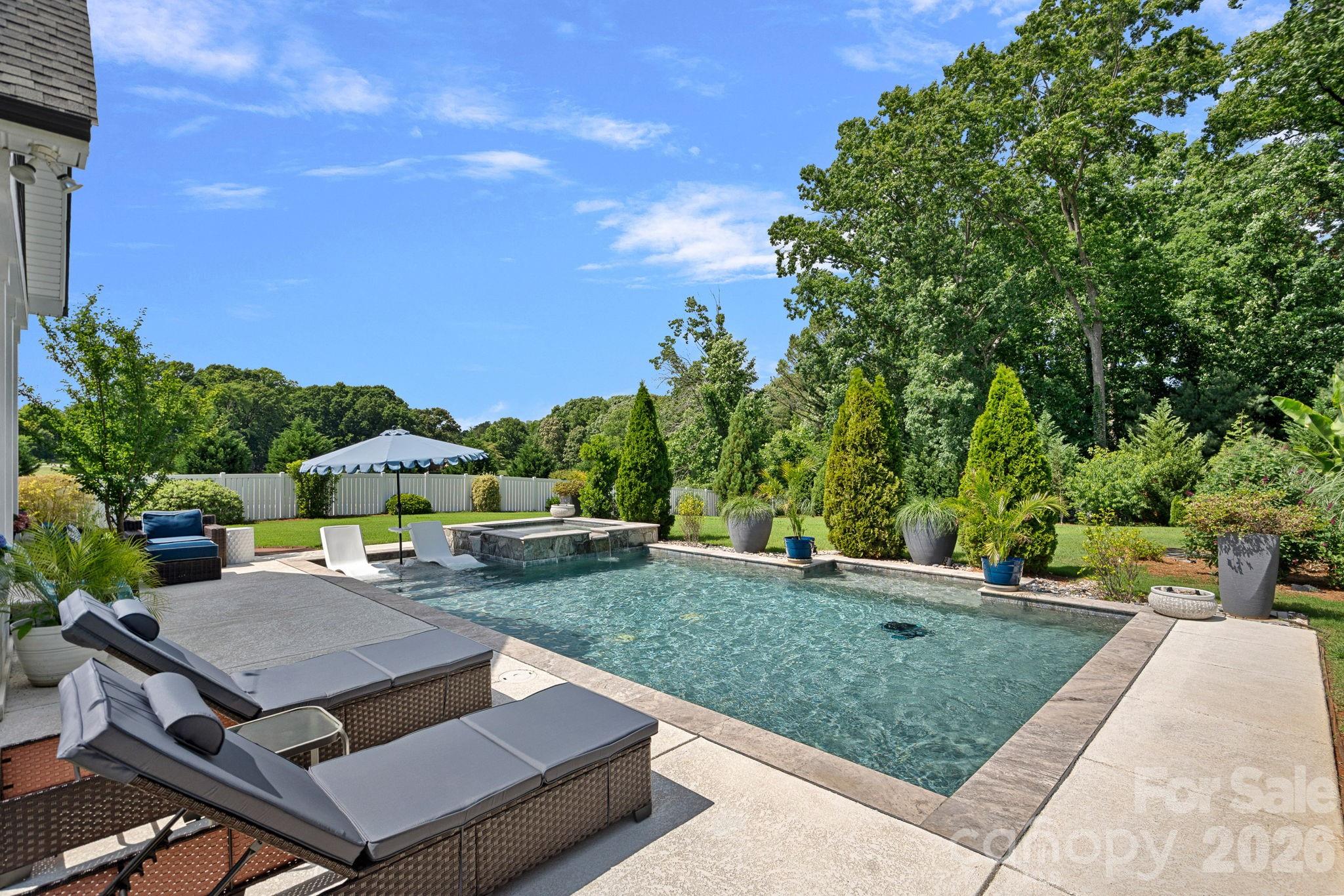 12739 Westmoreland Road — Huntersville