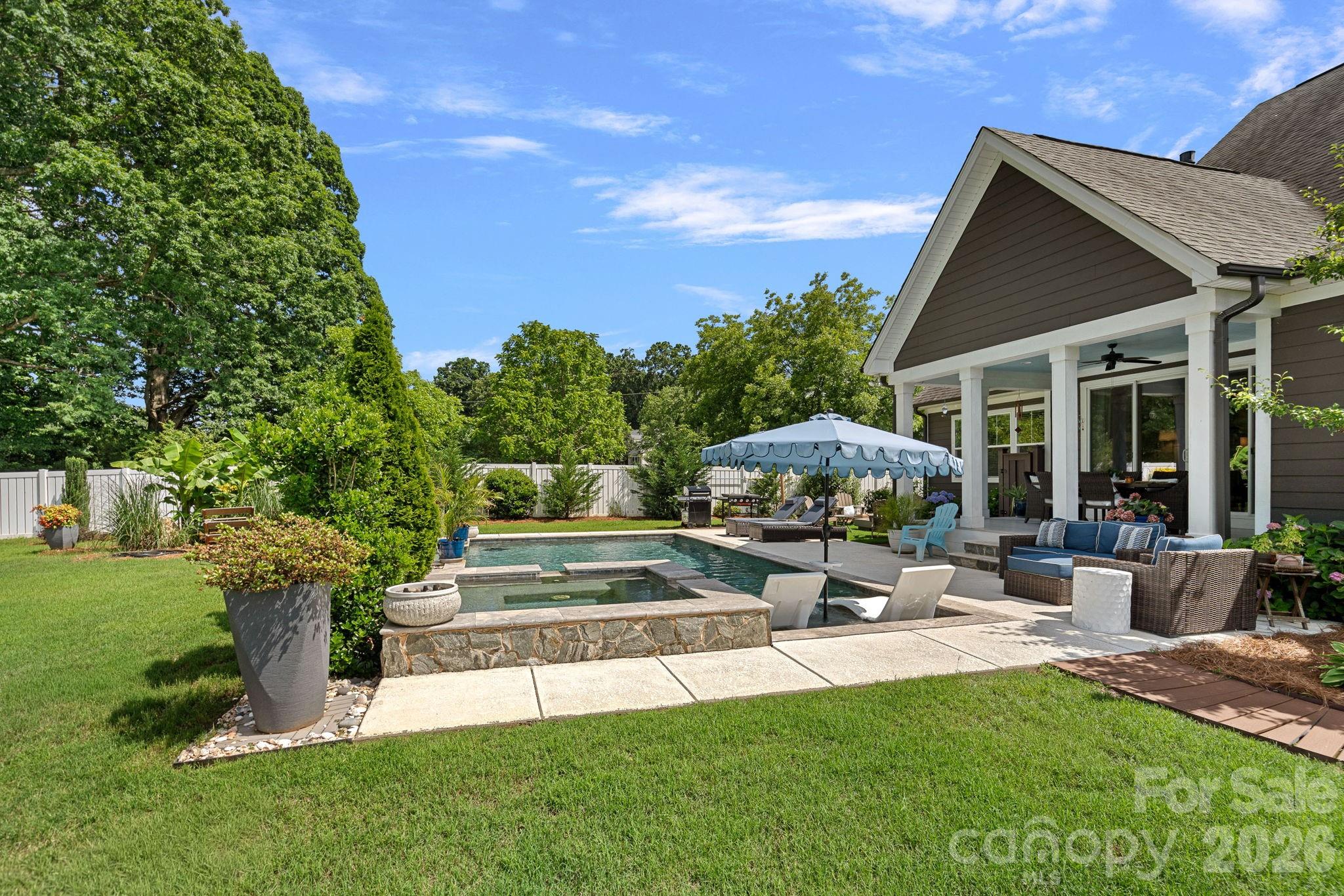 12739 Westmoreland Road — Huntersville