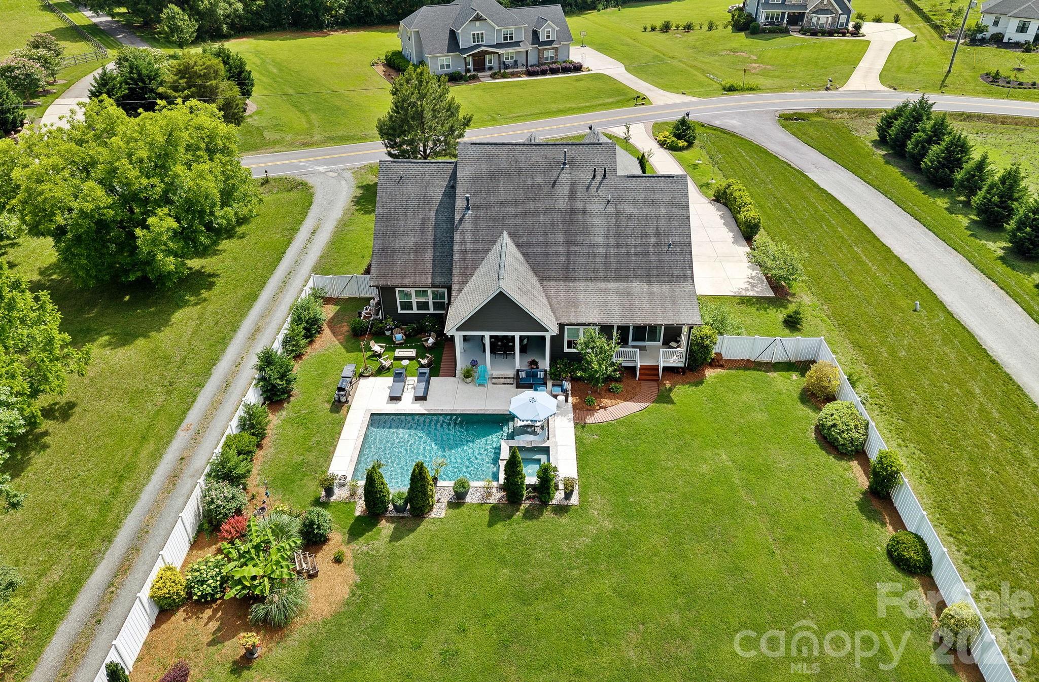 12739 Westmoreland Road — Huntersville