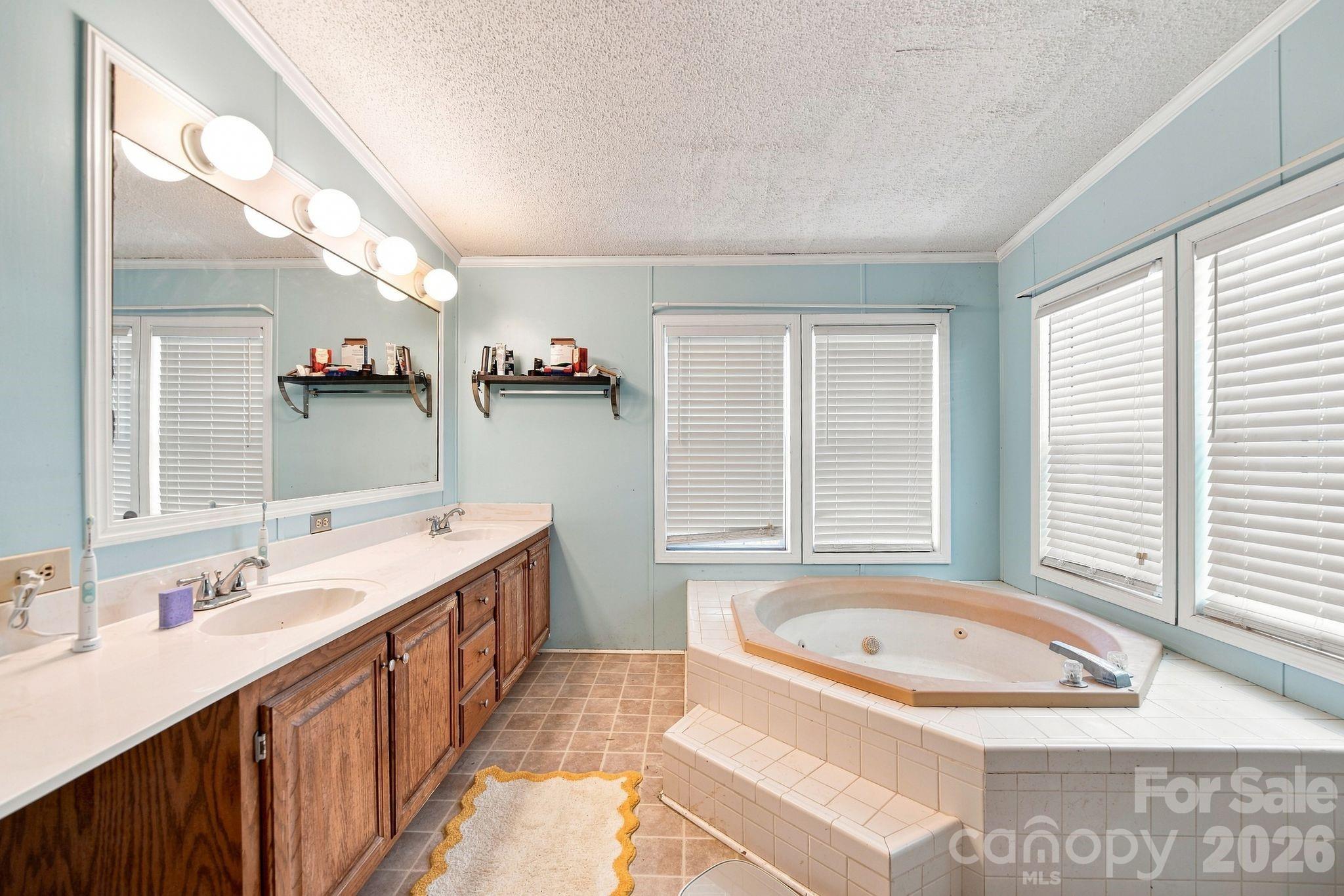 1062 Bayneswood Lane — Fort Mill