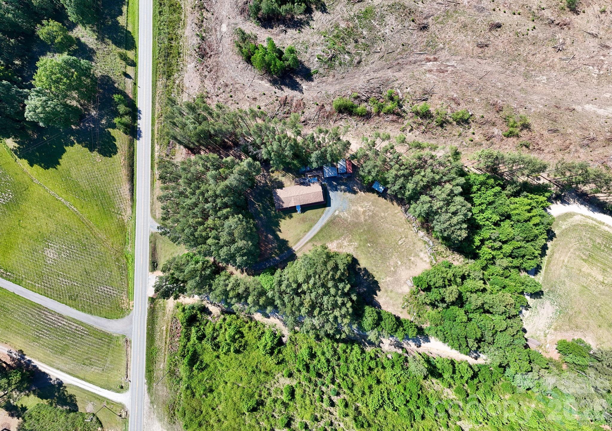 11445 Hwy 742 Highway N — Polkton