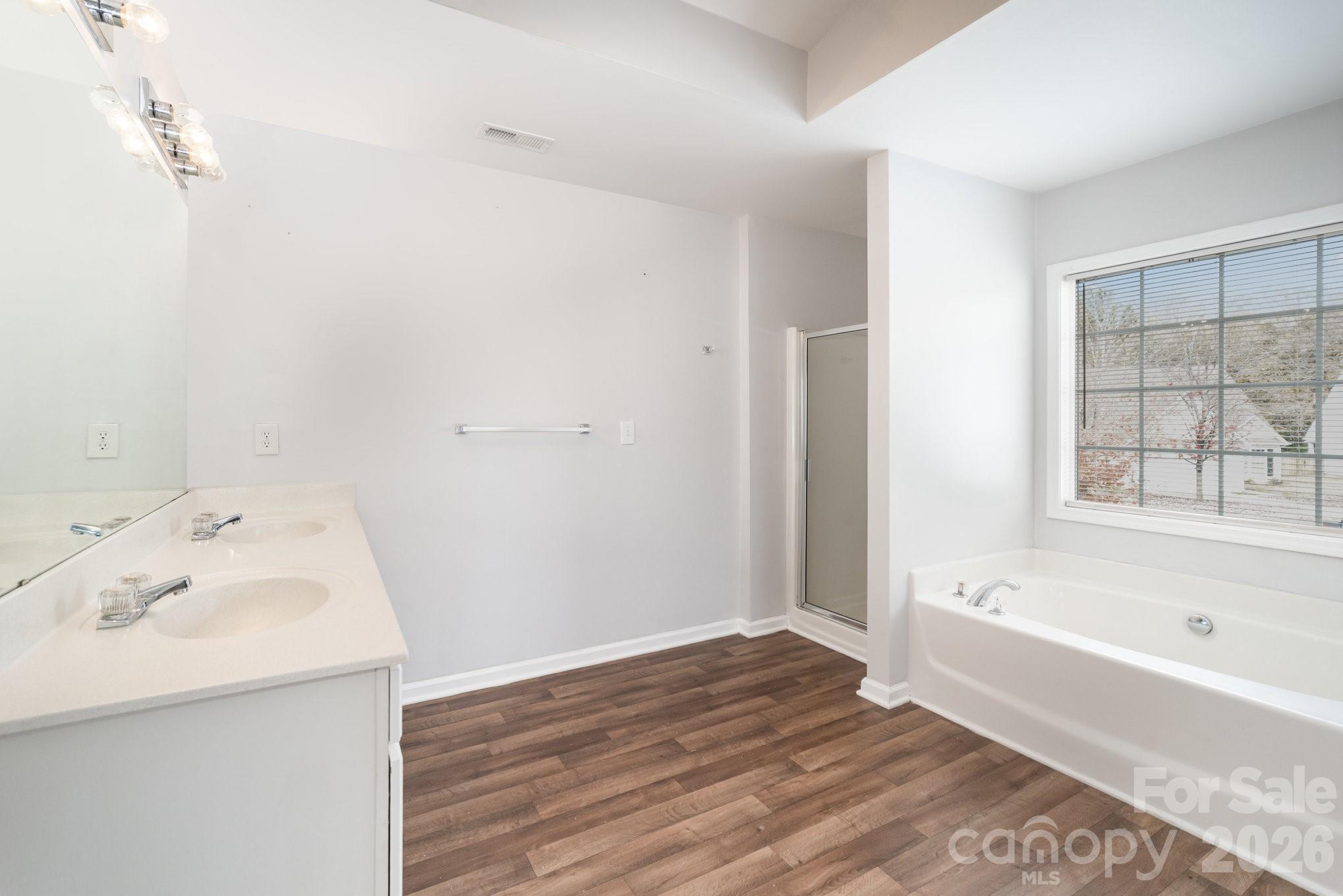 14413 Asheton Creek Drive — Charlotte