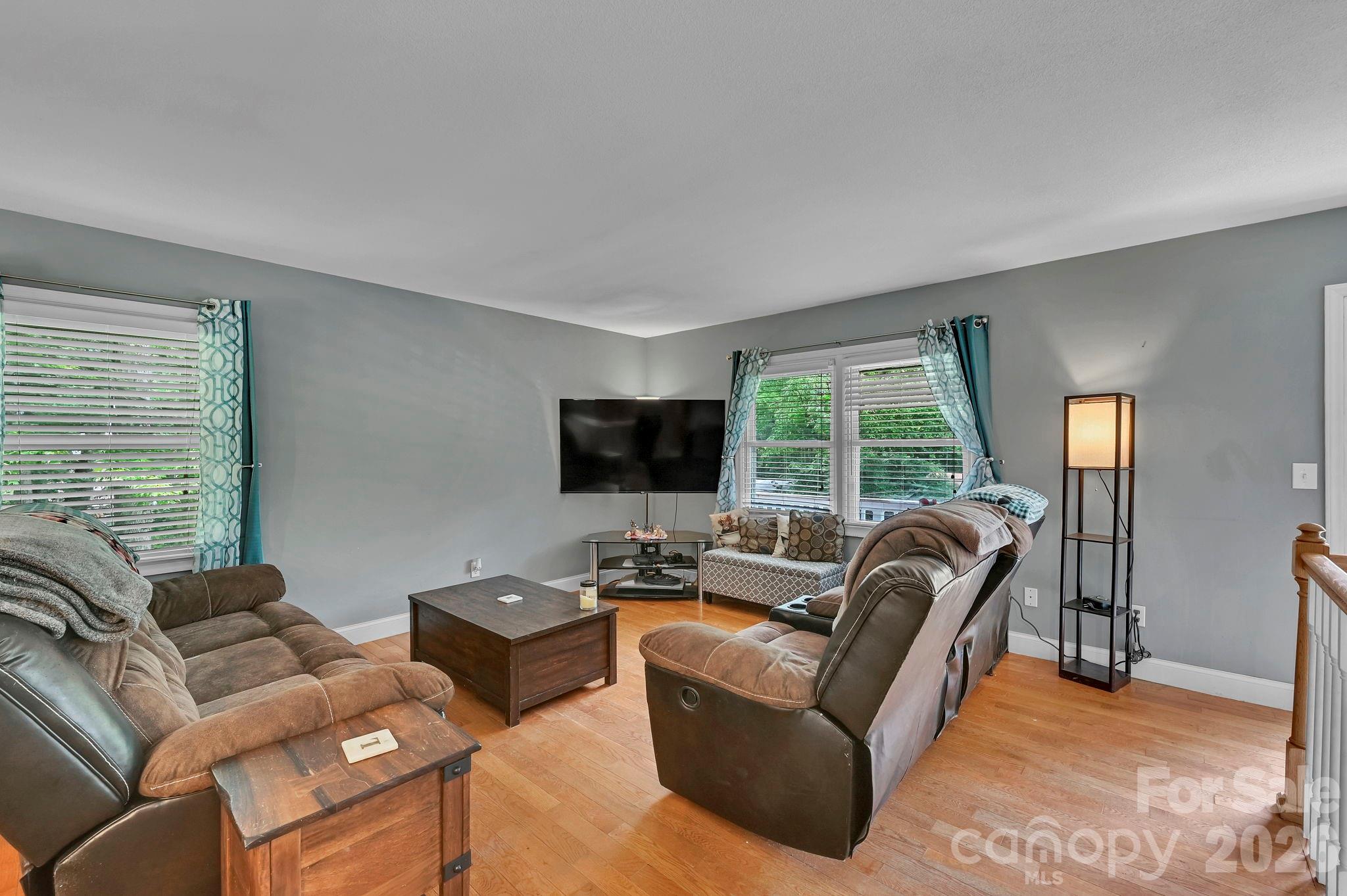 11 Greenwood Acres Drive — Mills River