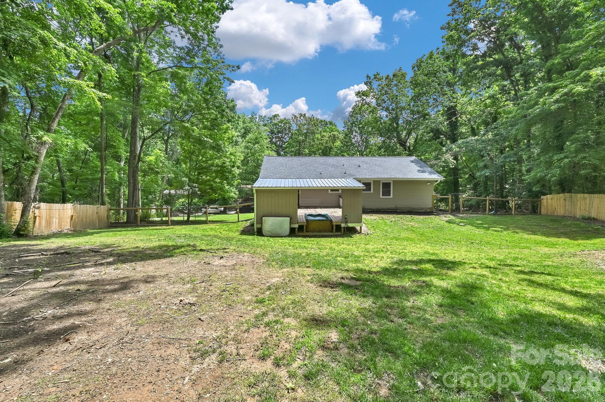 11 Greenwood Acres Drive — Mills River
