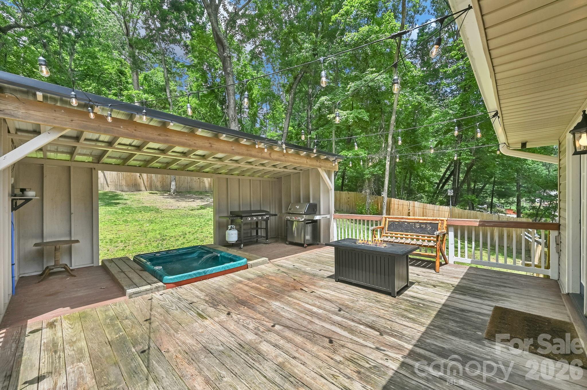 11 Greenwood Acres Drive — Mills River