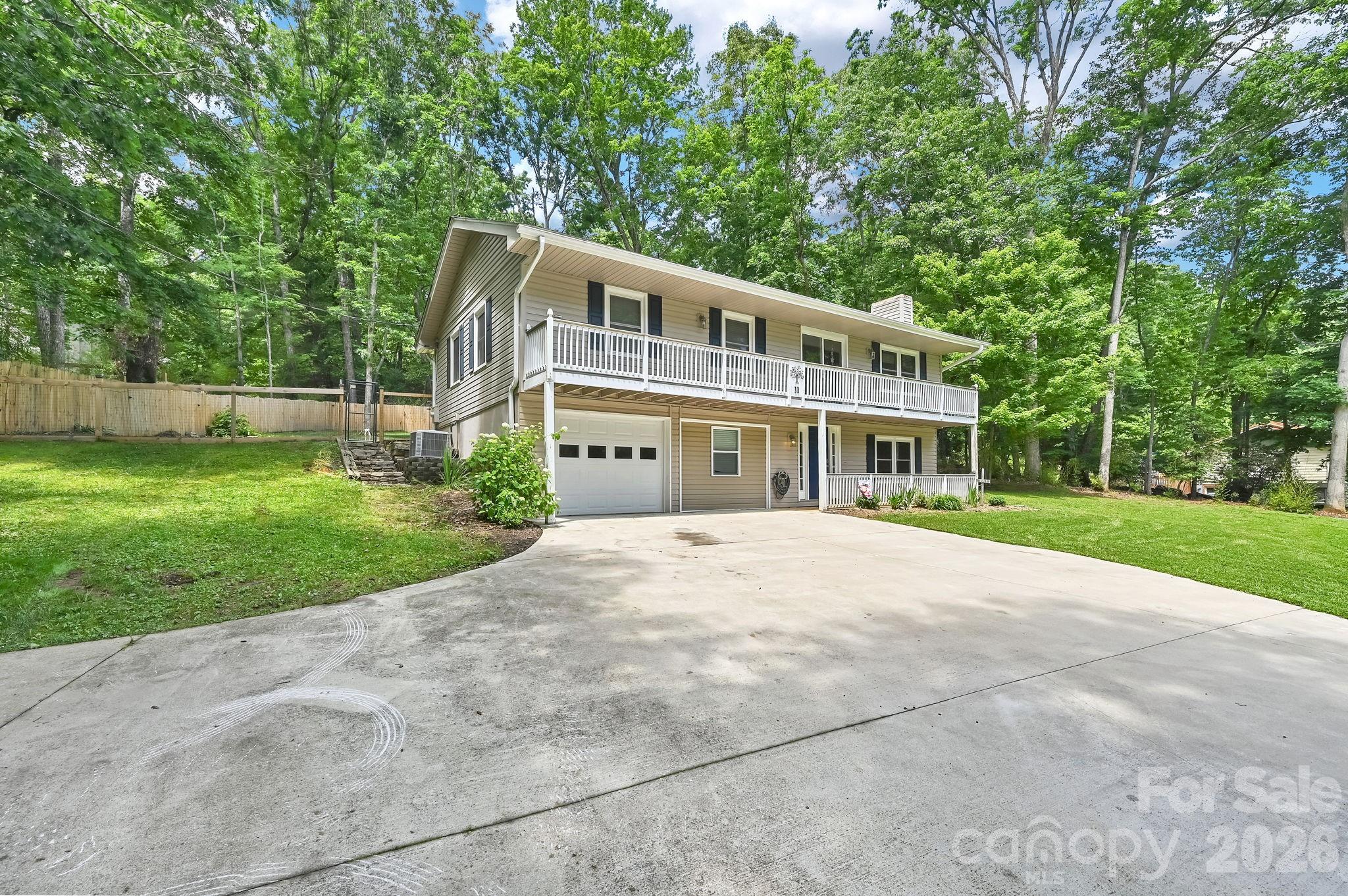 11 Greenwood Acres Drive — Mills River