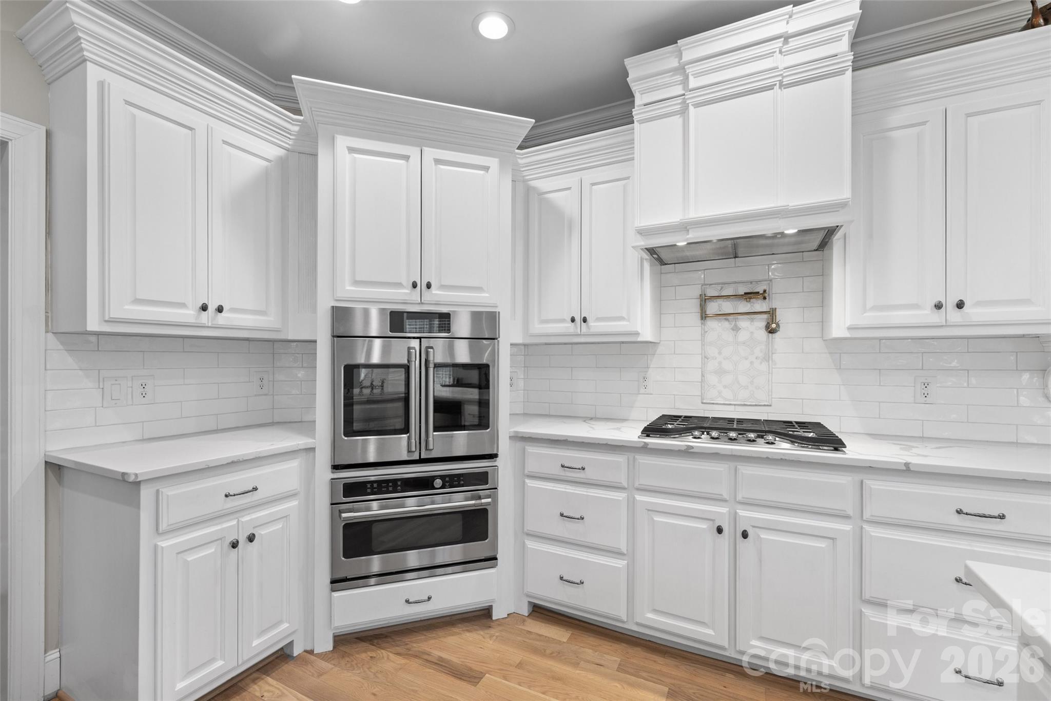 2015 Pierson Drive — Lancaster