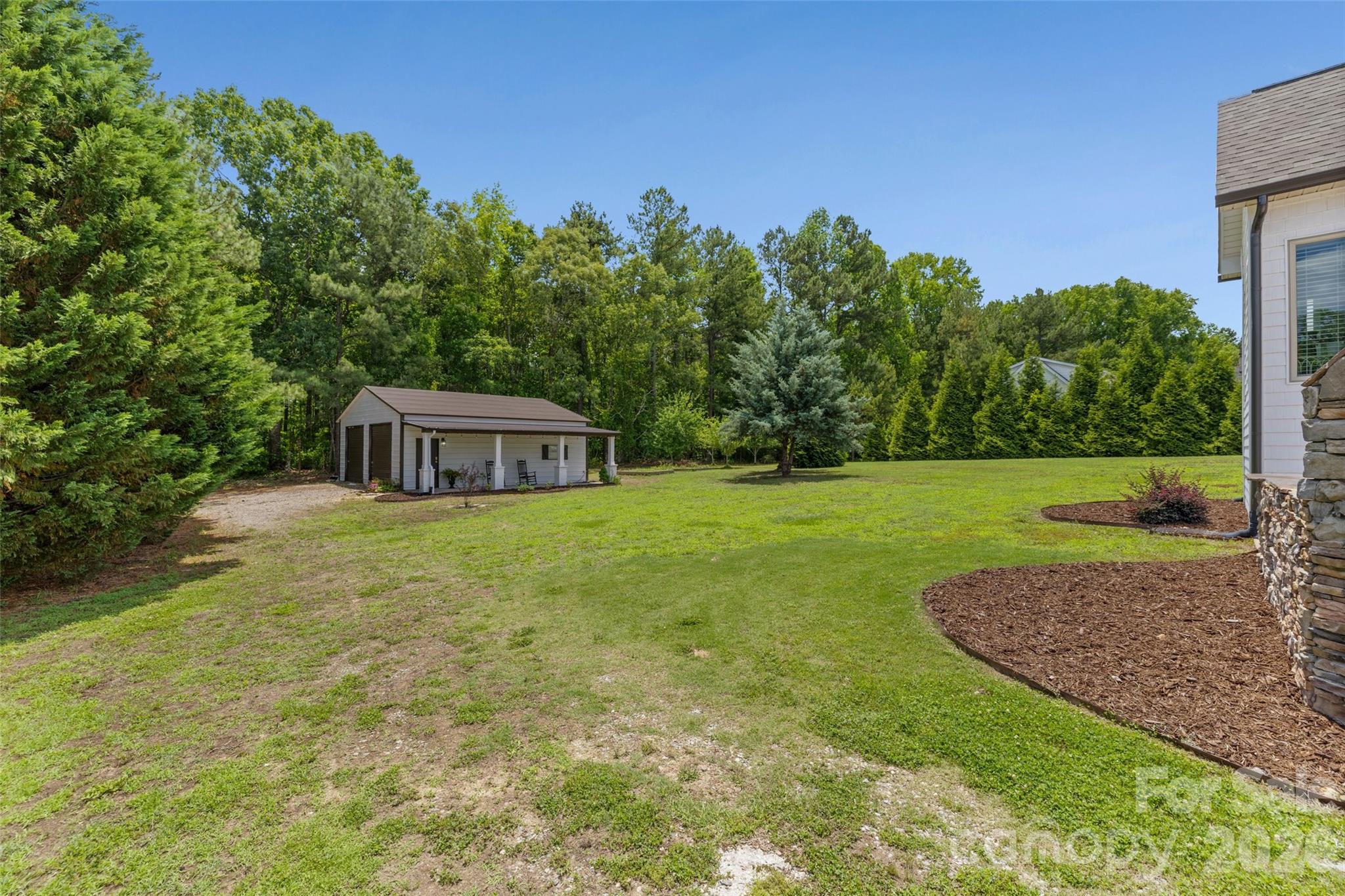 2015 Pierson Drive — Lancaster