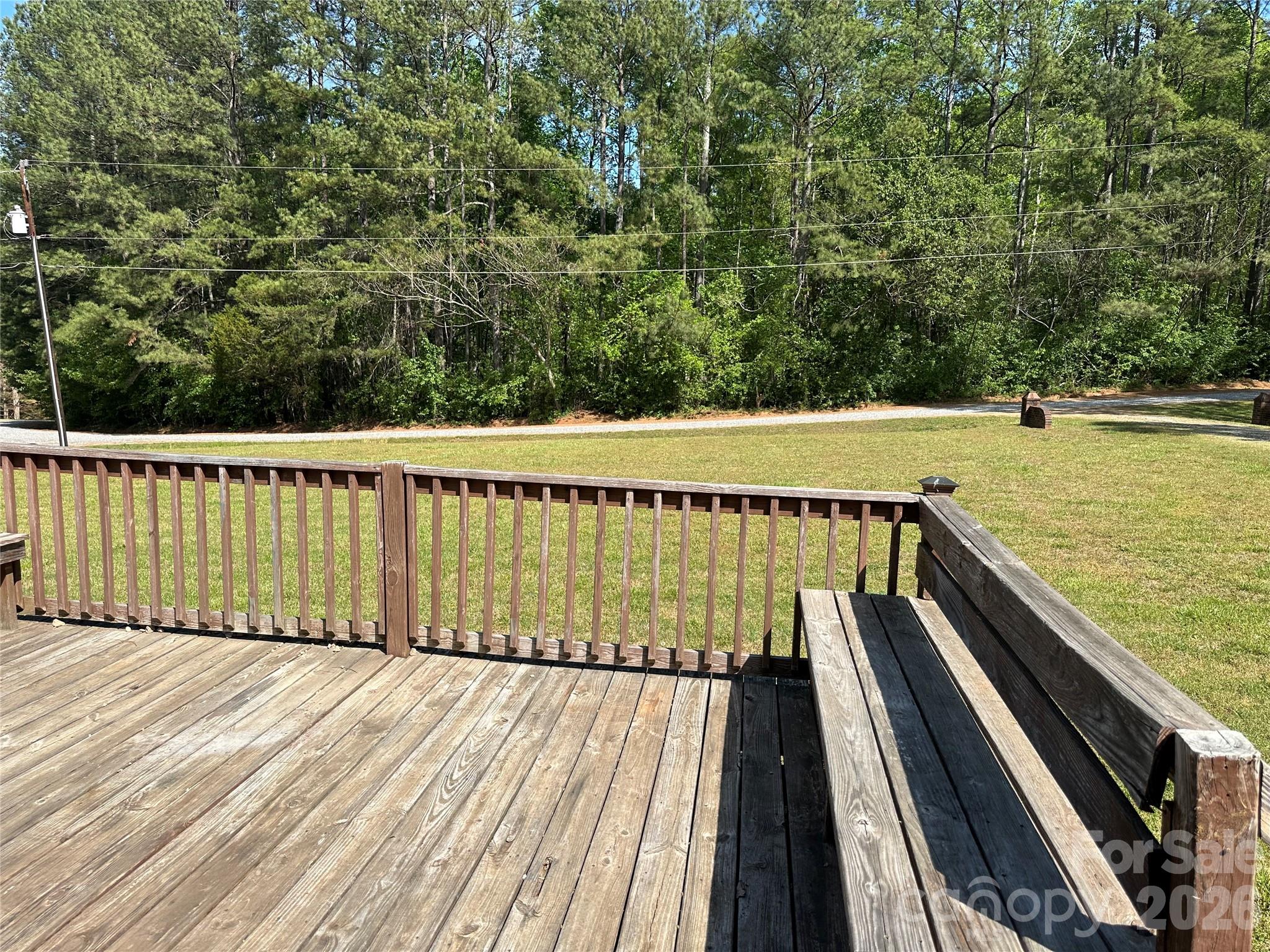 2410 Annwood Court — Newton