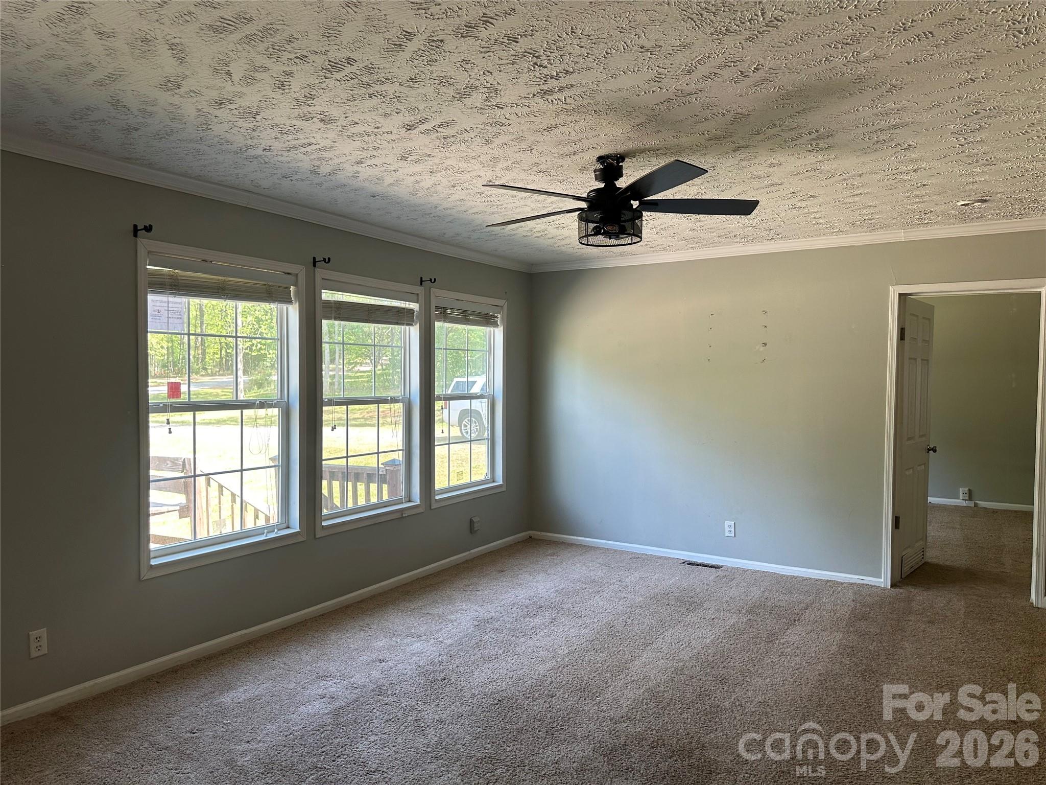 2410 Annwood Court — Newton