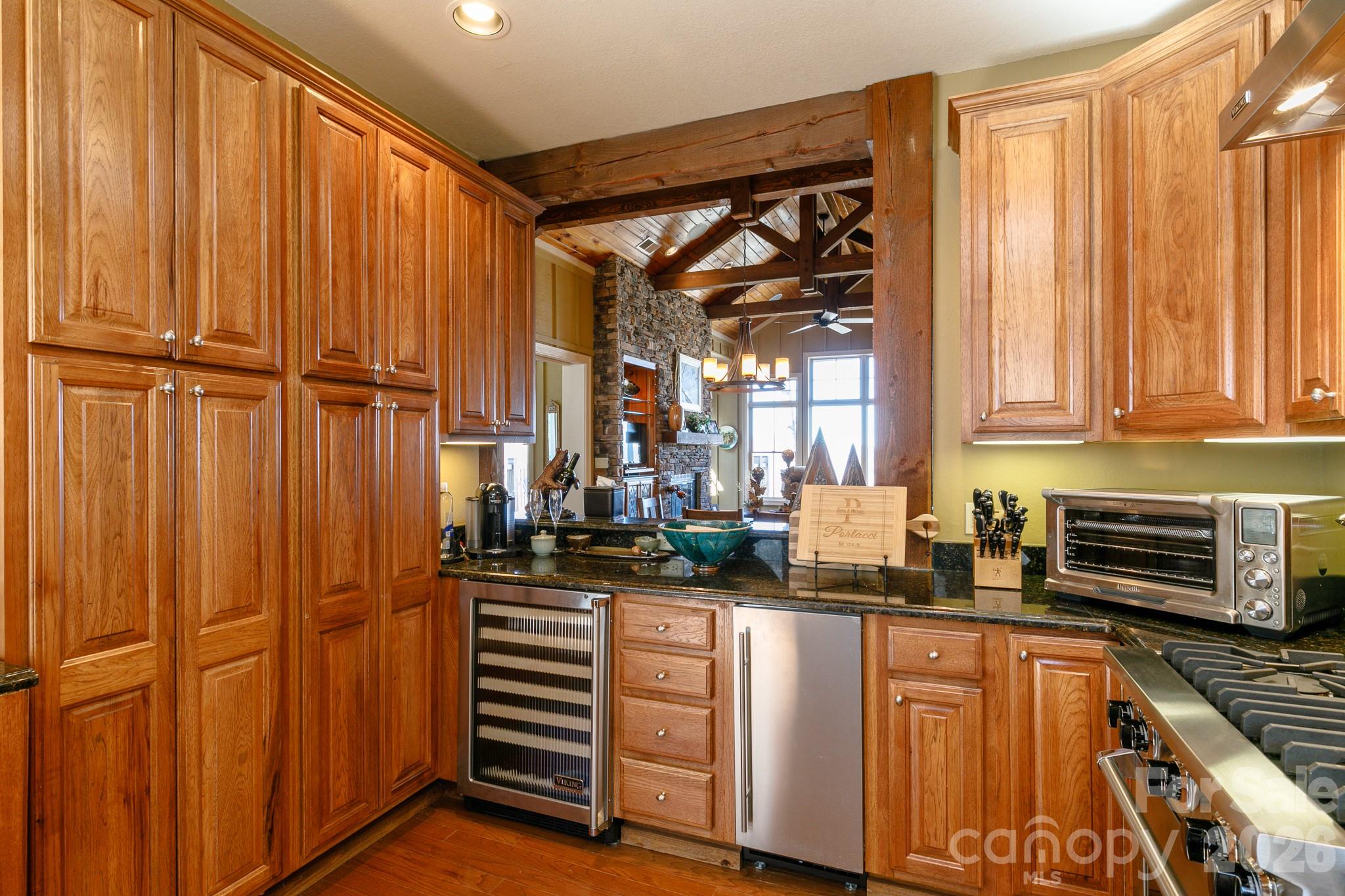 47 Creekside Way #H/301 — Burnsville