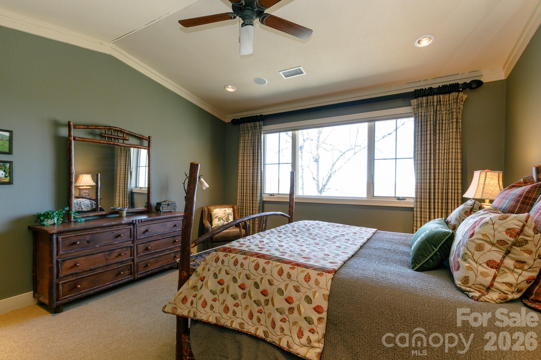 47 Creekside Way #H/301 — Burnsville