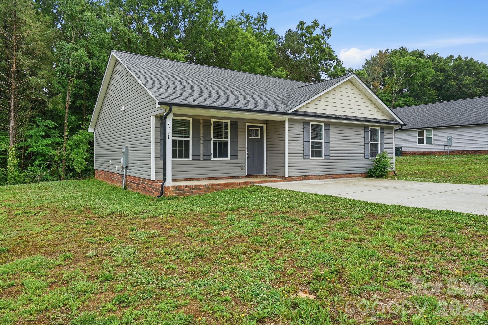 3221 Roberta Road — Concord