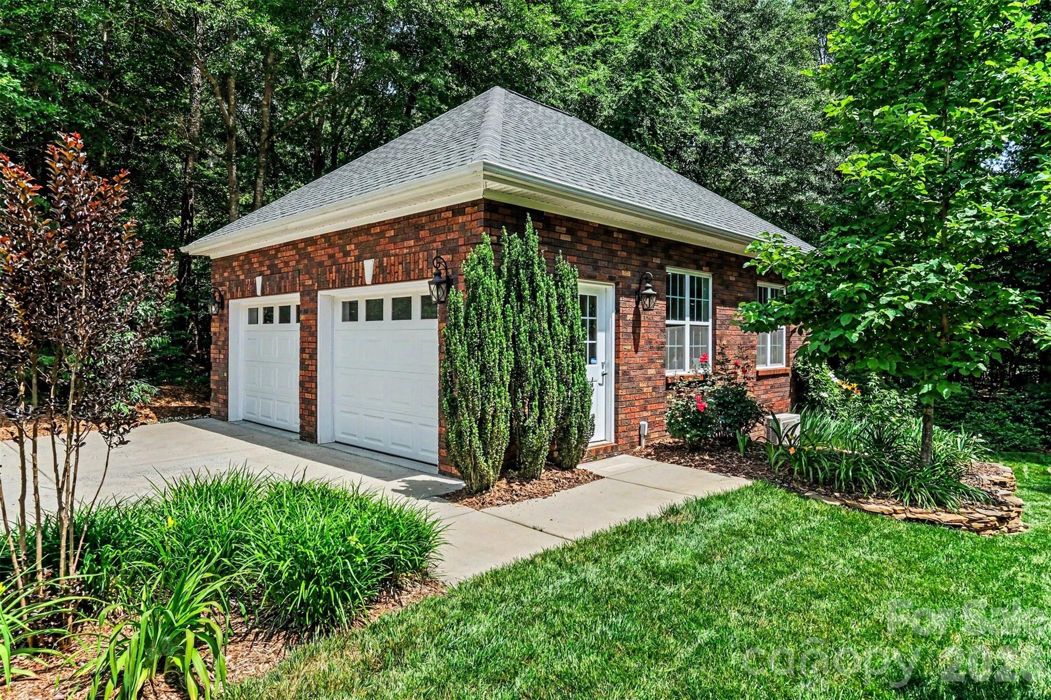 1233 Silver Arrow Court — Fort Mill