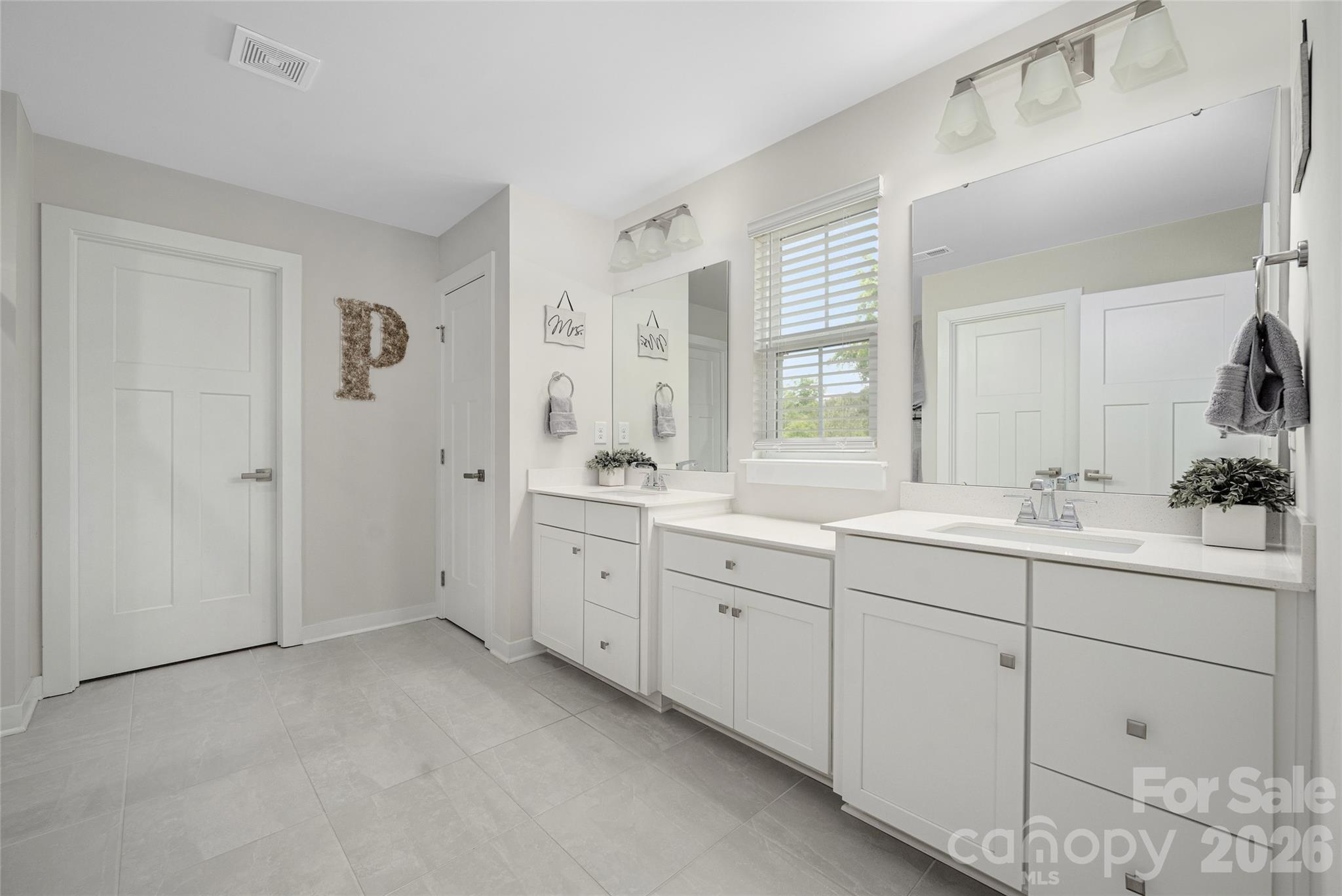 120 Welcombe Street — Mooresville