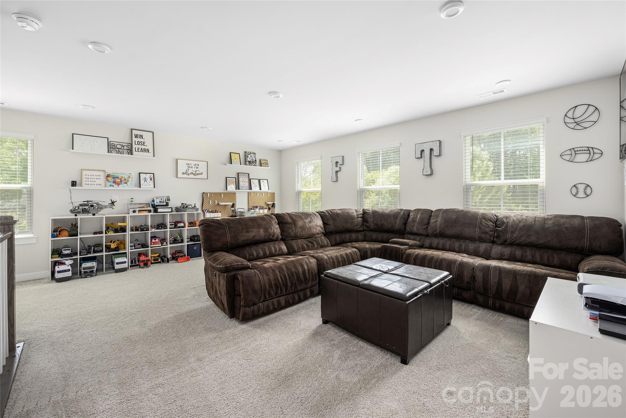 120 Welcombe Street — Mooresville