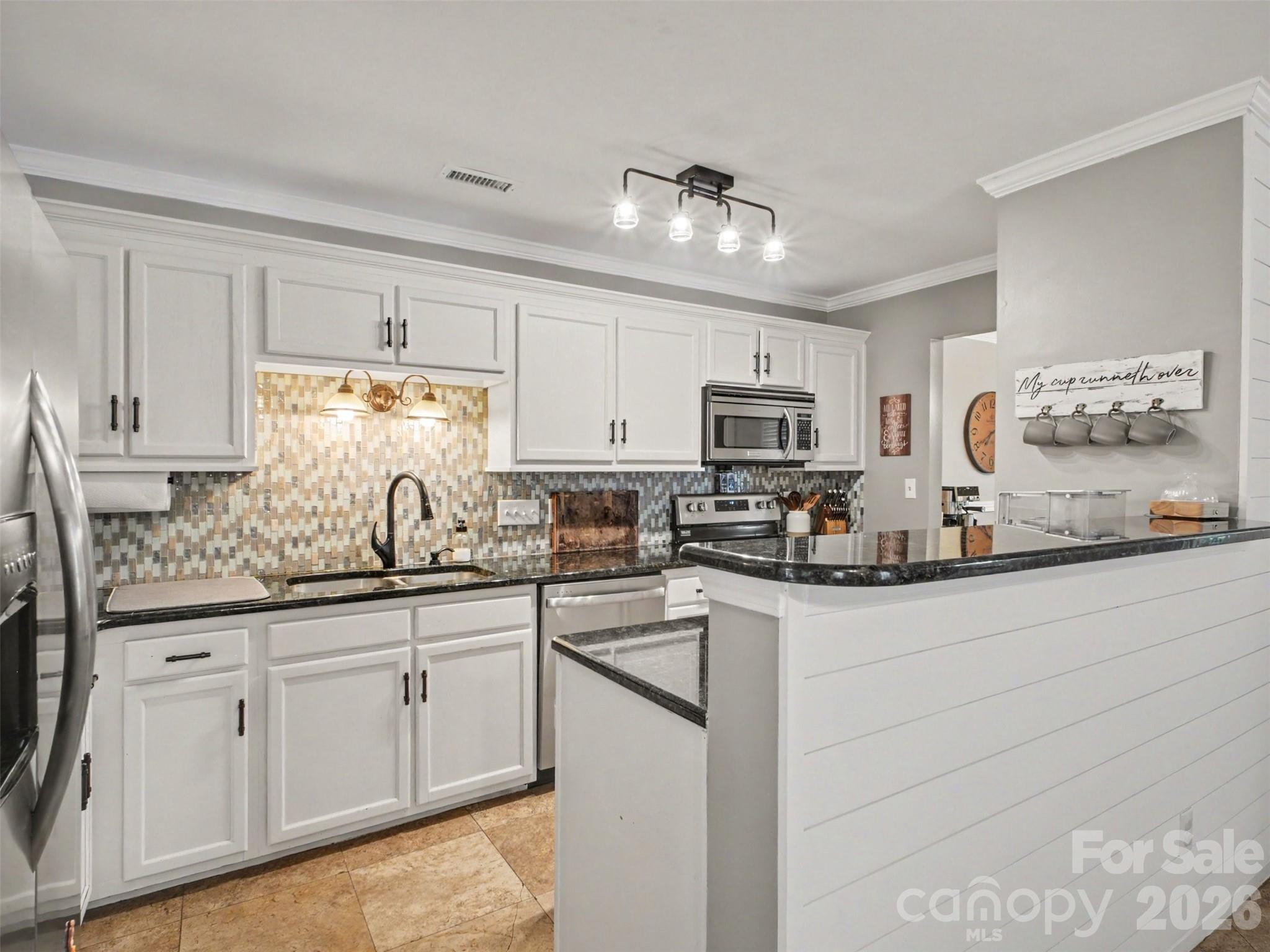 2243 Oakhurst Court — Kannapolis