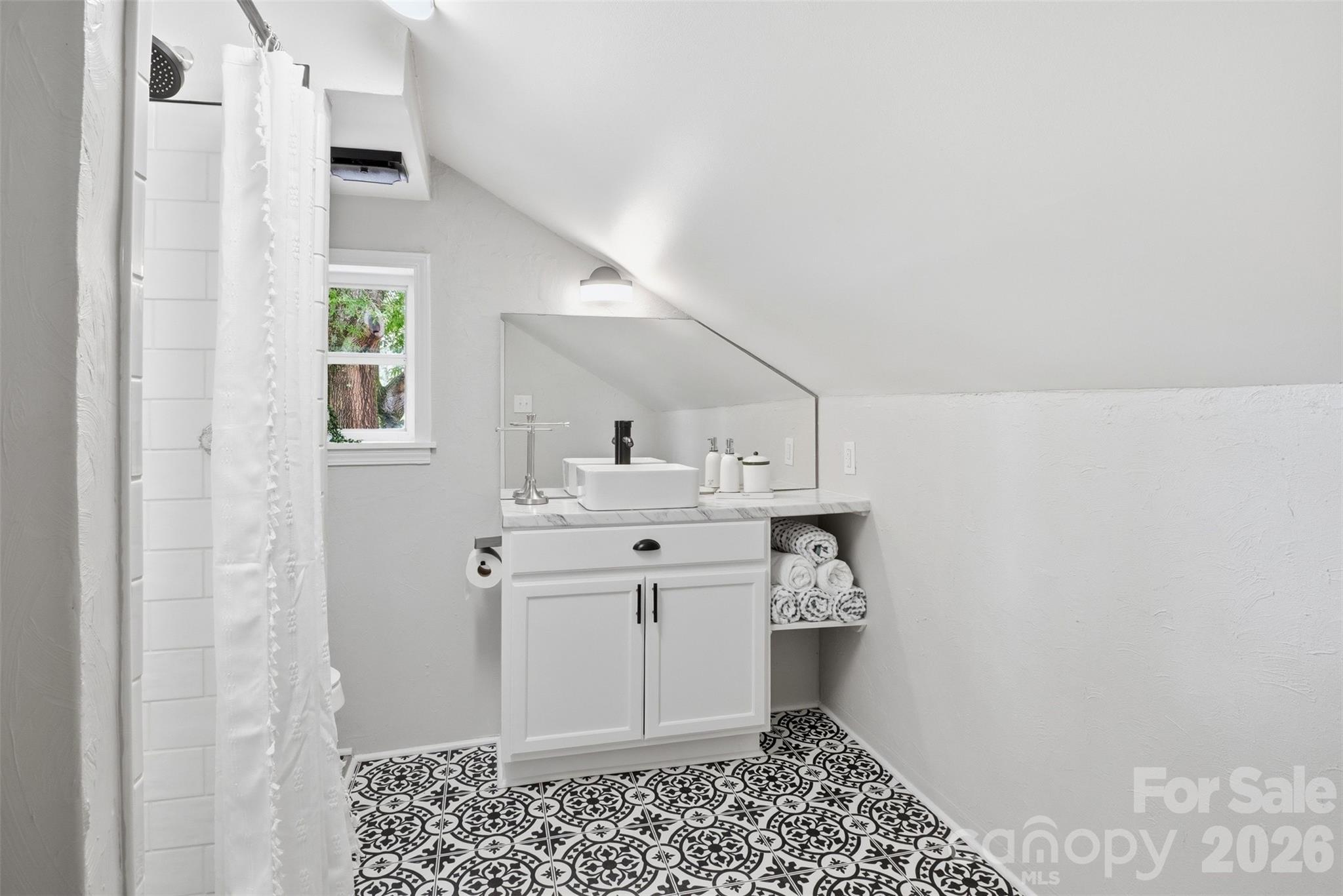 501 Rawlsville Road — Rock Hill