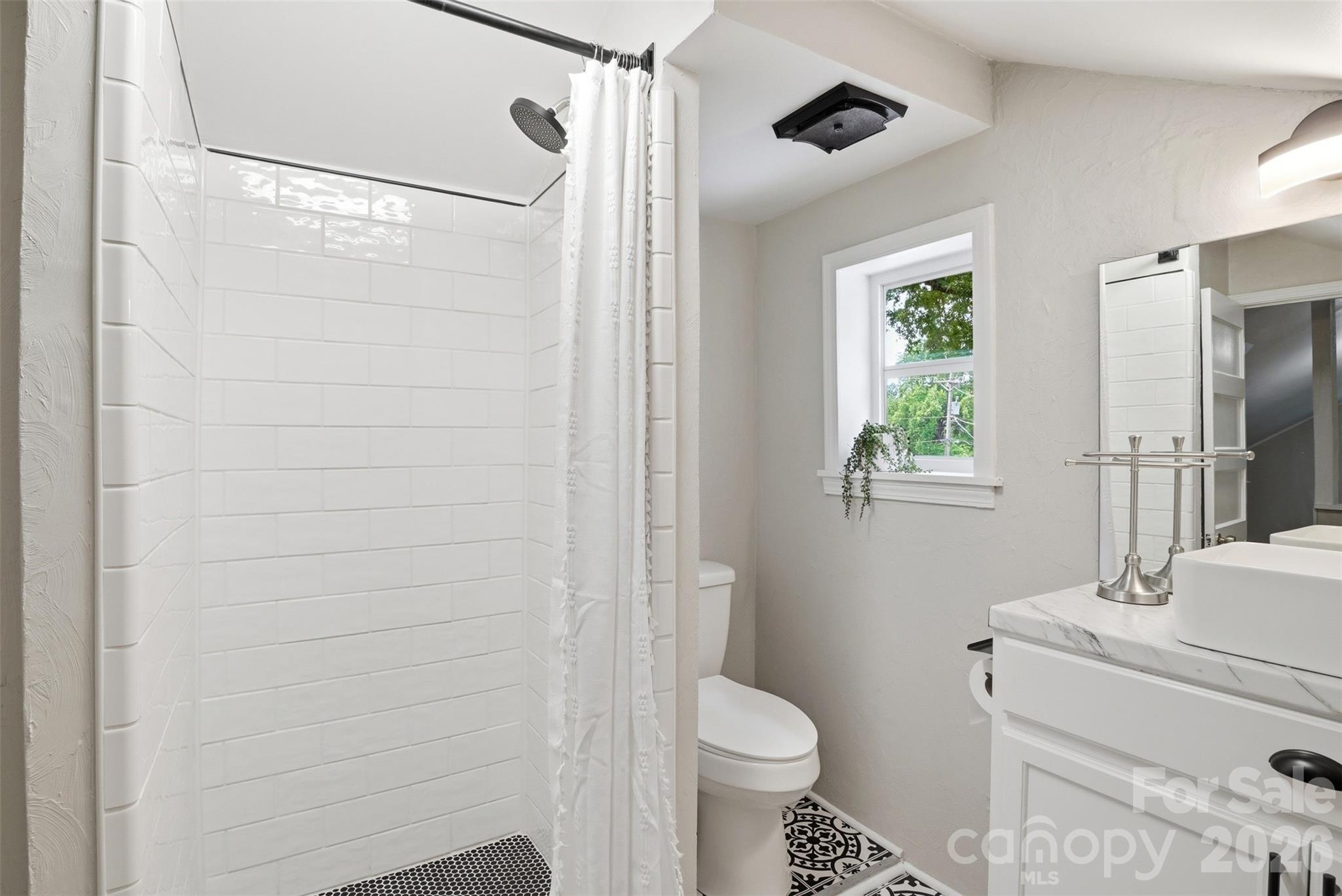 501 Rawlsville Road — Rock Hill