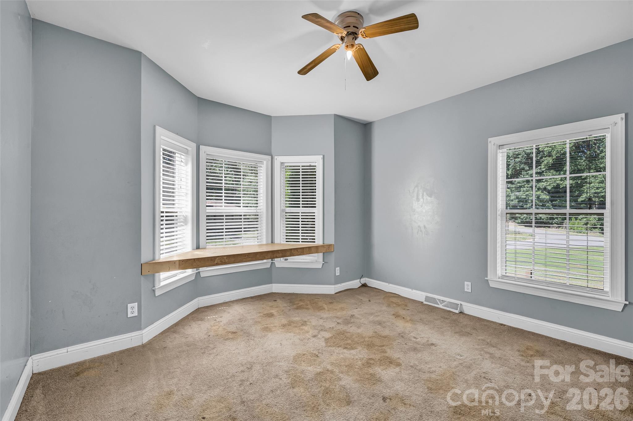 105 Queensbury Road — Troutman