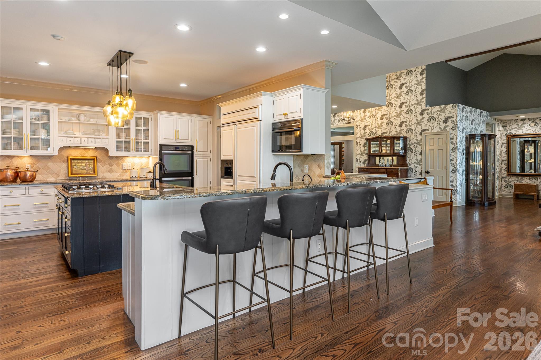 305 Piney Knoll Lane — Hendersonville