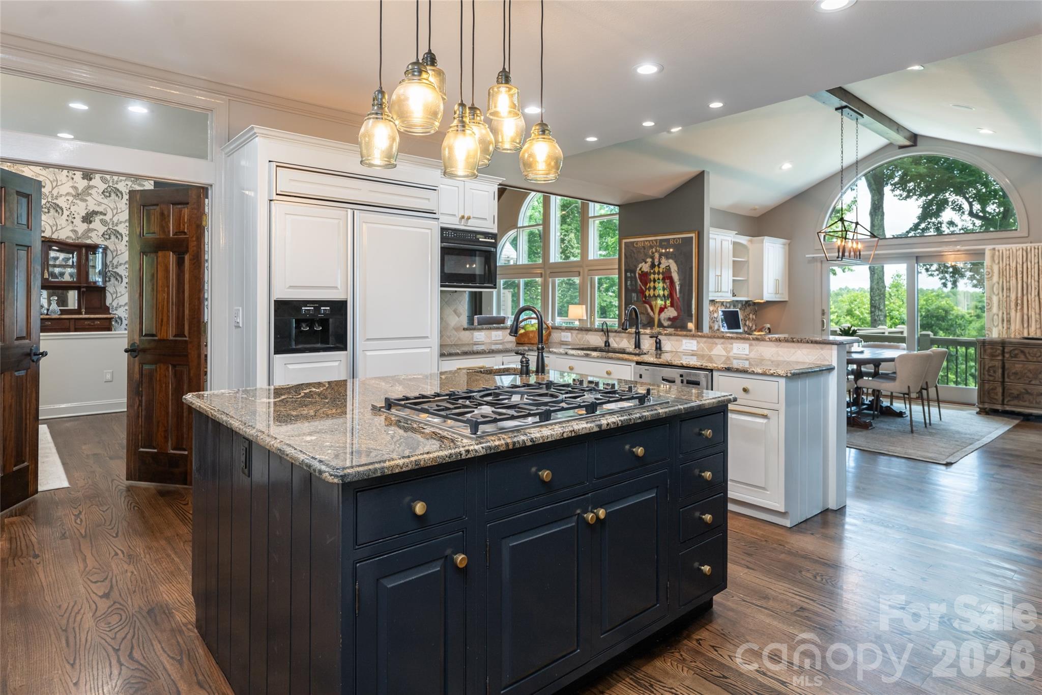 305 Piney Knoll Lane — Hendersonville