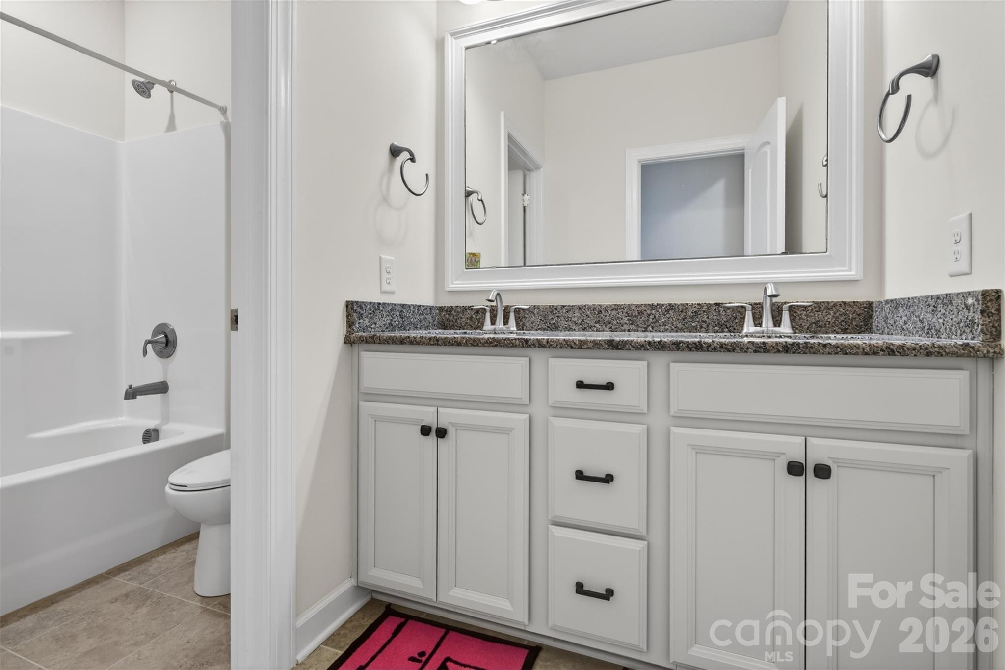 8224 Cornhill Avenue — Charlotte