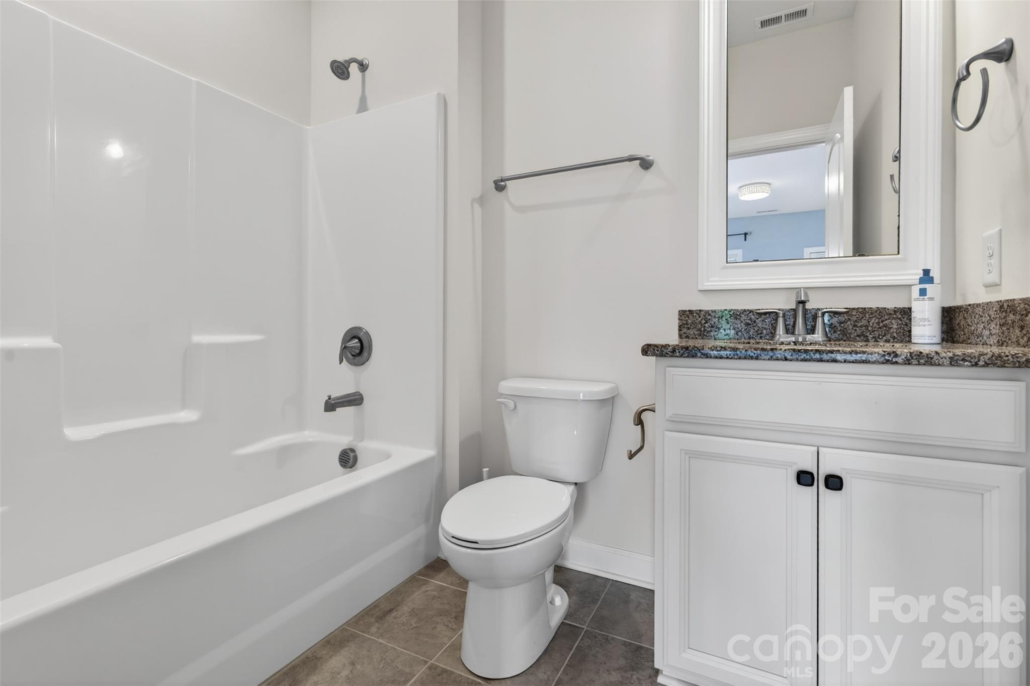 8224 Cornhill Avenue — Charlotte