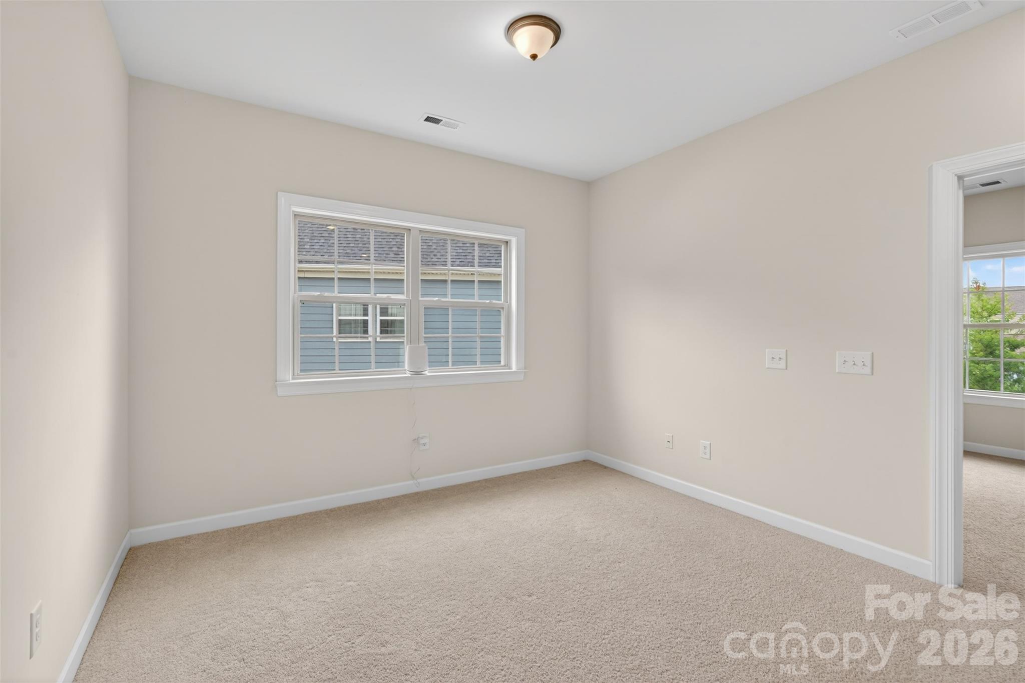 8224 Cornhill Avenue — Charlotte