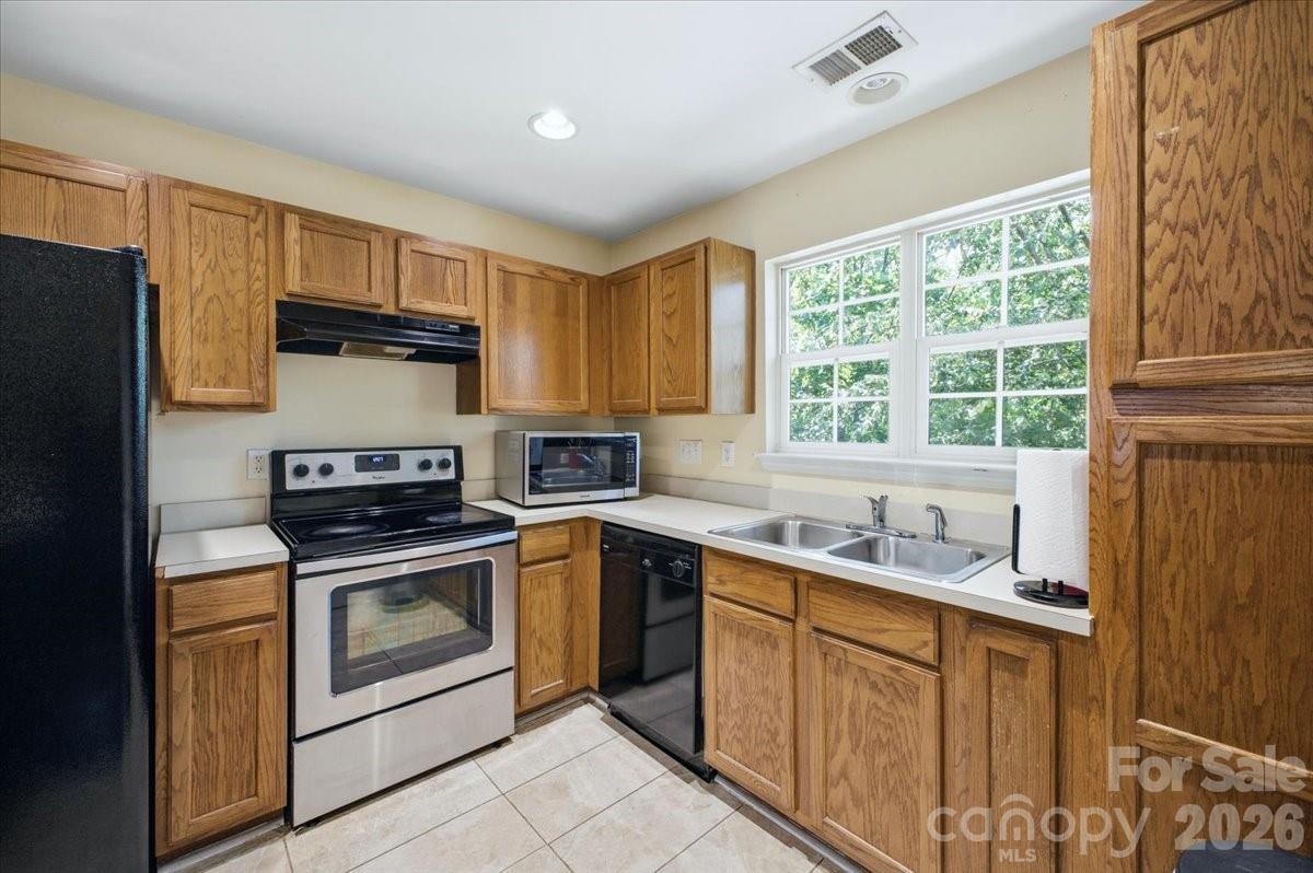 6552 Quarterbridge Lane — Charlotte