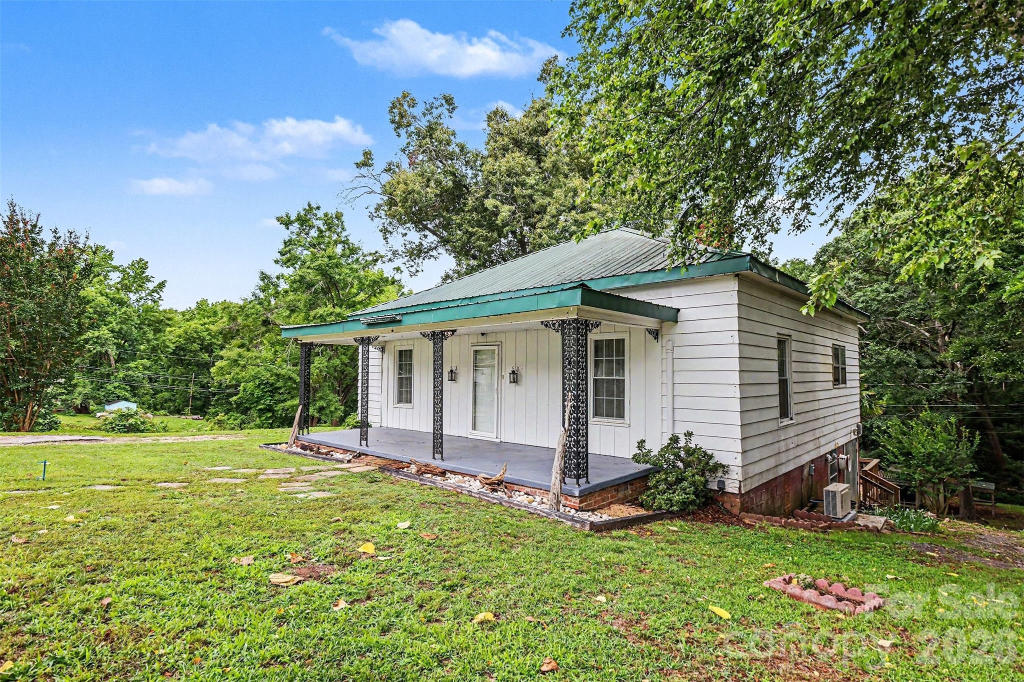 58 Poplar Street — Great Falls